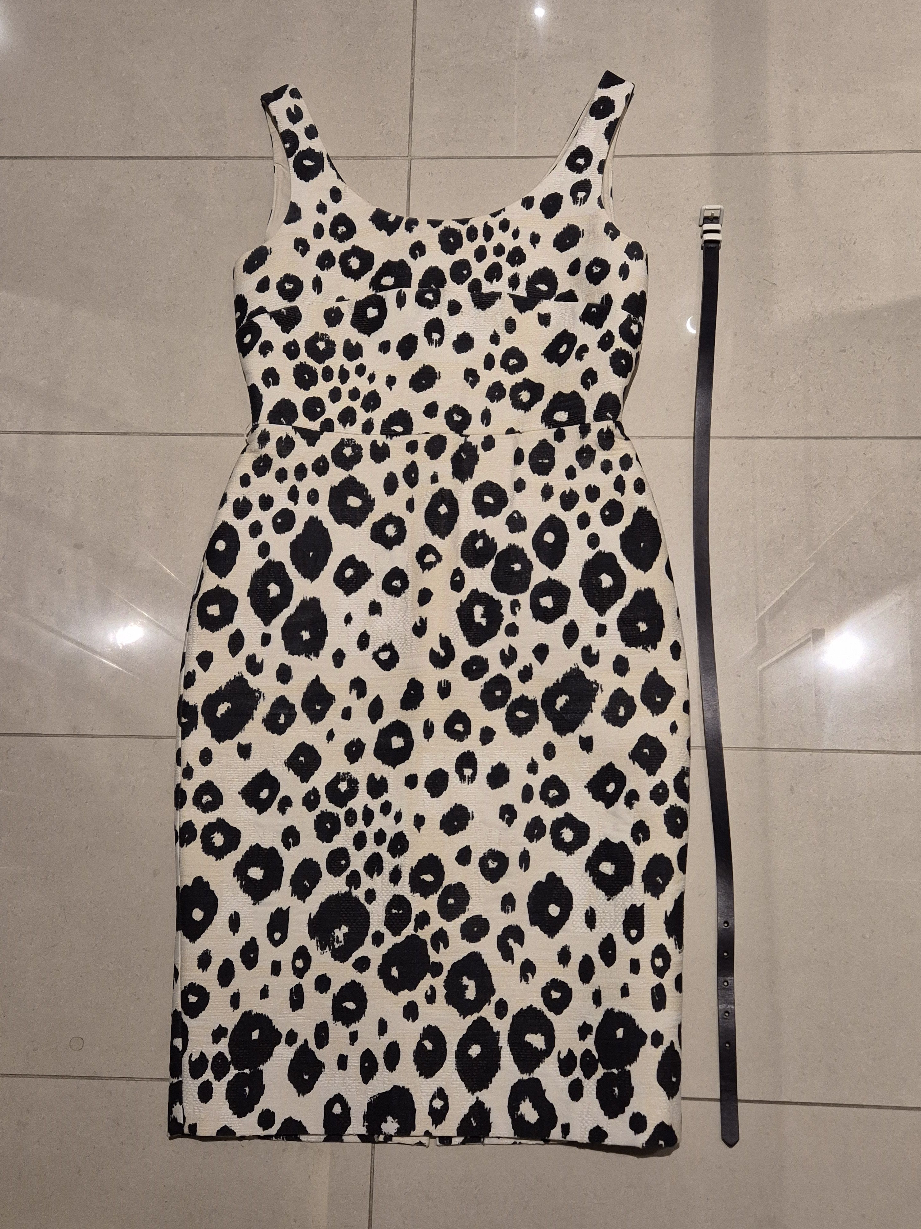Max Mara Max Mara leopard printed shift dress, with original MM belt Size S / US 4 / IT 40 - 6 Thumbnail