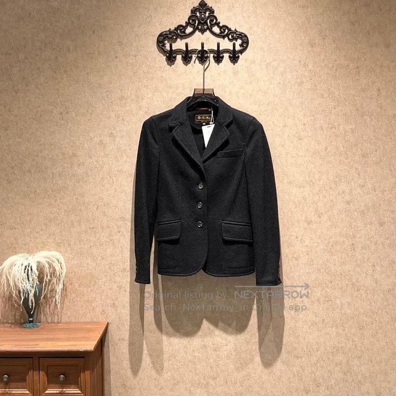 Loro Piana Loro Piana Black Cashmere Blazer Jacket Size XS / US 0-2 / IT 36-38 - 1 Thumbnail
