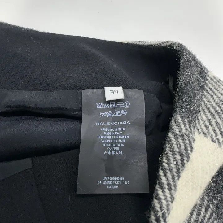 Balenciaga Balenciaga Balenciaga Stylish Plaid Casual Skirt -2507 Size US 34 / EU 50 - 4 Thumbnail