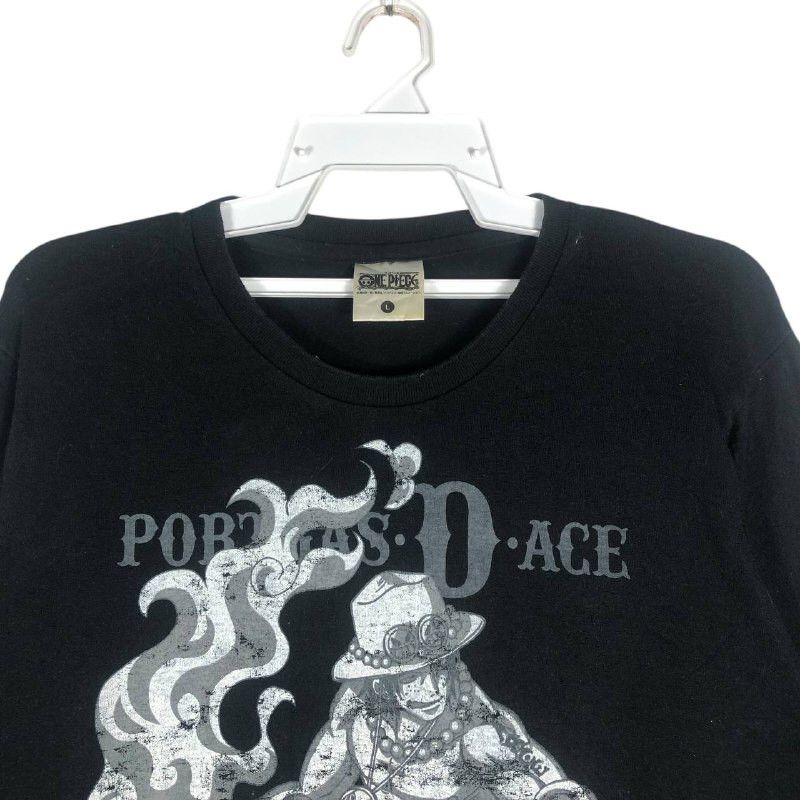 One Piece Vintage One Piece Long Sleeve T-Shirt Size US L / EU 52-54 / 3 - 2 Thumbnail