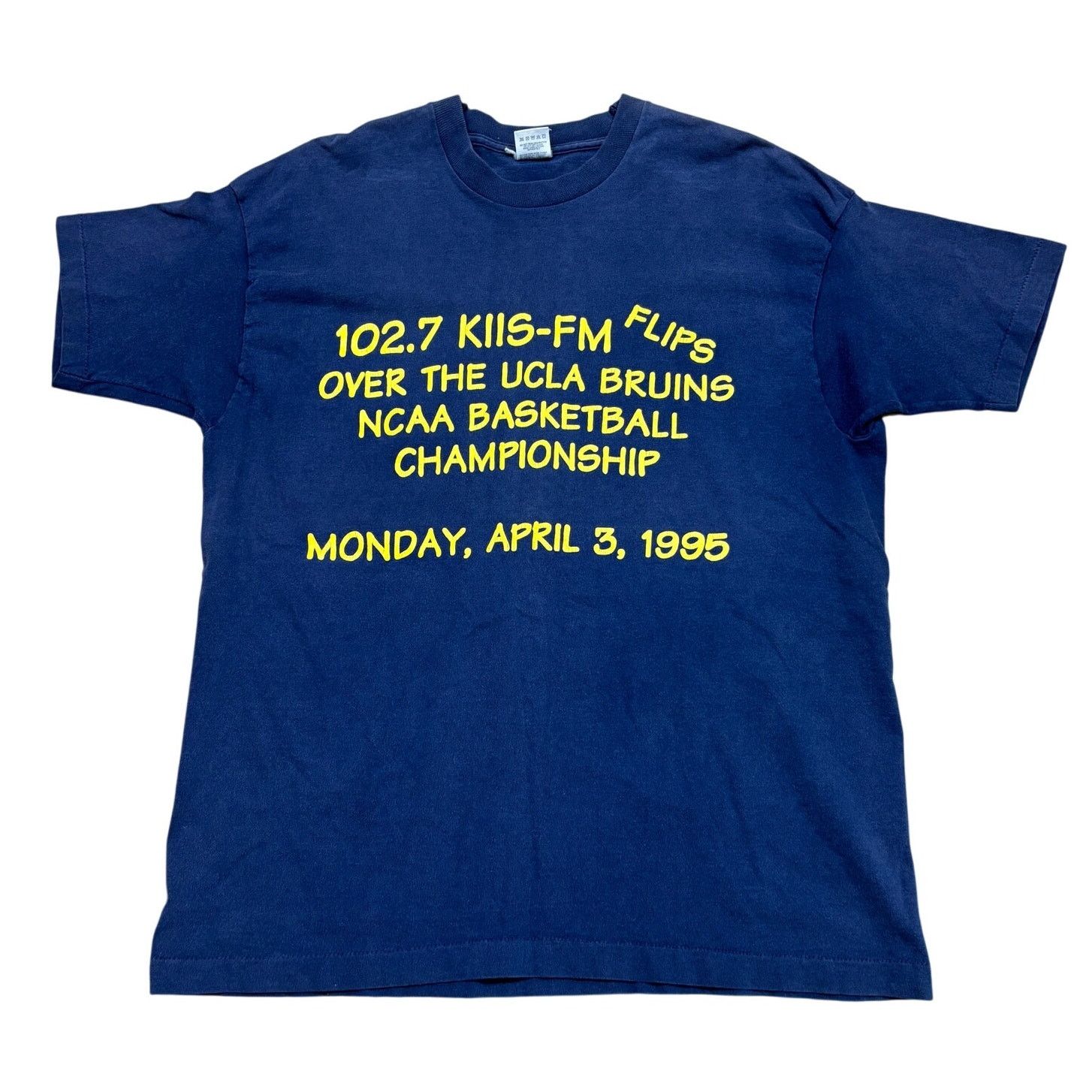 Fruit Of The Loom × Vintage VTG 90s 102.7 KIIS-FM UCLA NCAA Single Stitch Shirt Mens XL Size US XL / EU 56 / 4 - 1 Thumbnail