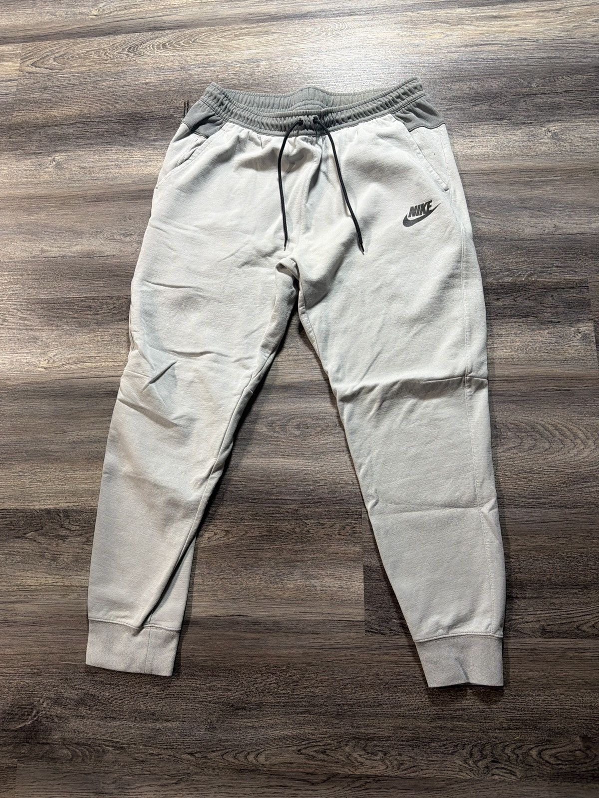 Nike Nike Tech Grey Sweatpants Size US 36 / EU 52 - 1 Thumbnail