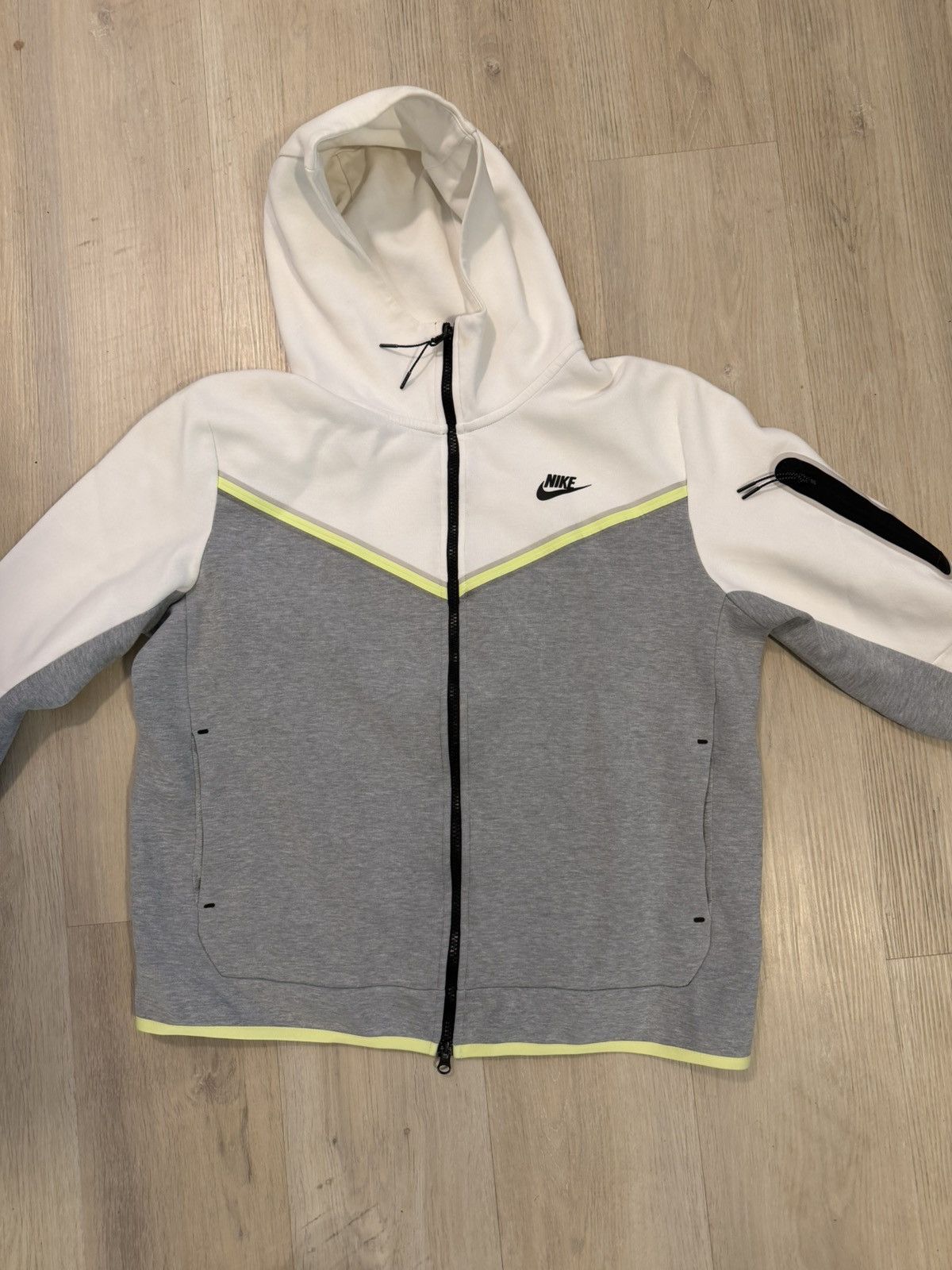 Nike Nike tech fleece Full set Size US L / EU 52-54 / 3 - 1 Thumbnail