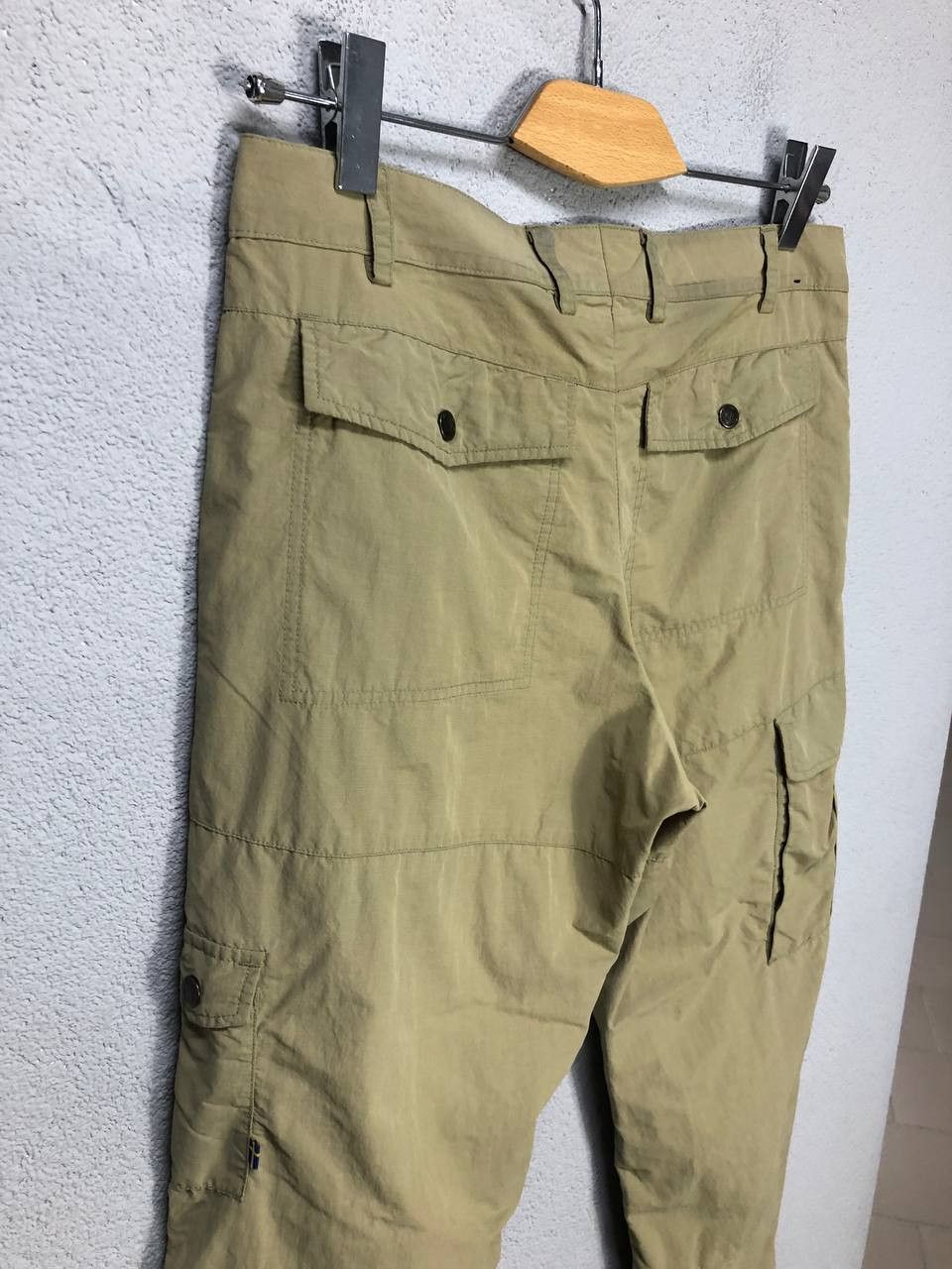 Fjallraven Fjallraven mens cargo pants size 50 / W 34 L 34 Size US 34 / EU 50 - 11 Thumbnail