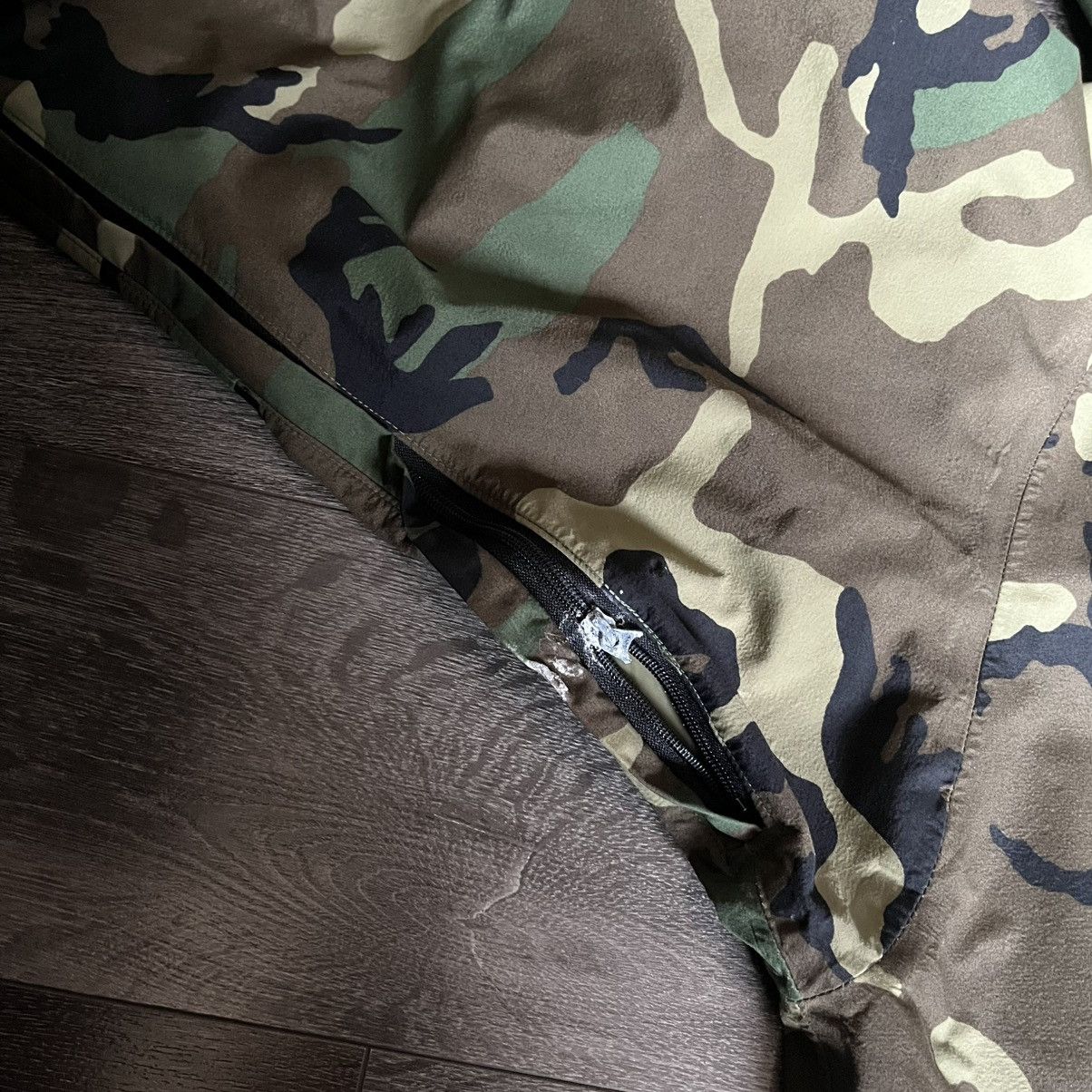 Vintage Vintage 1990s US Military Army Cold Weather Camo Print Parka Size US M / EU 48-50 / 2 - 17 Thumbnail