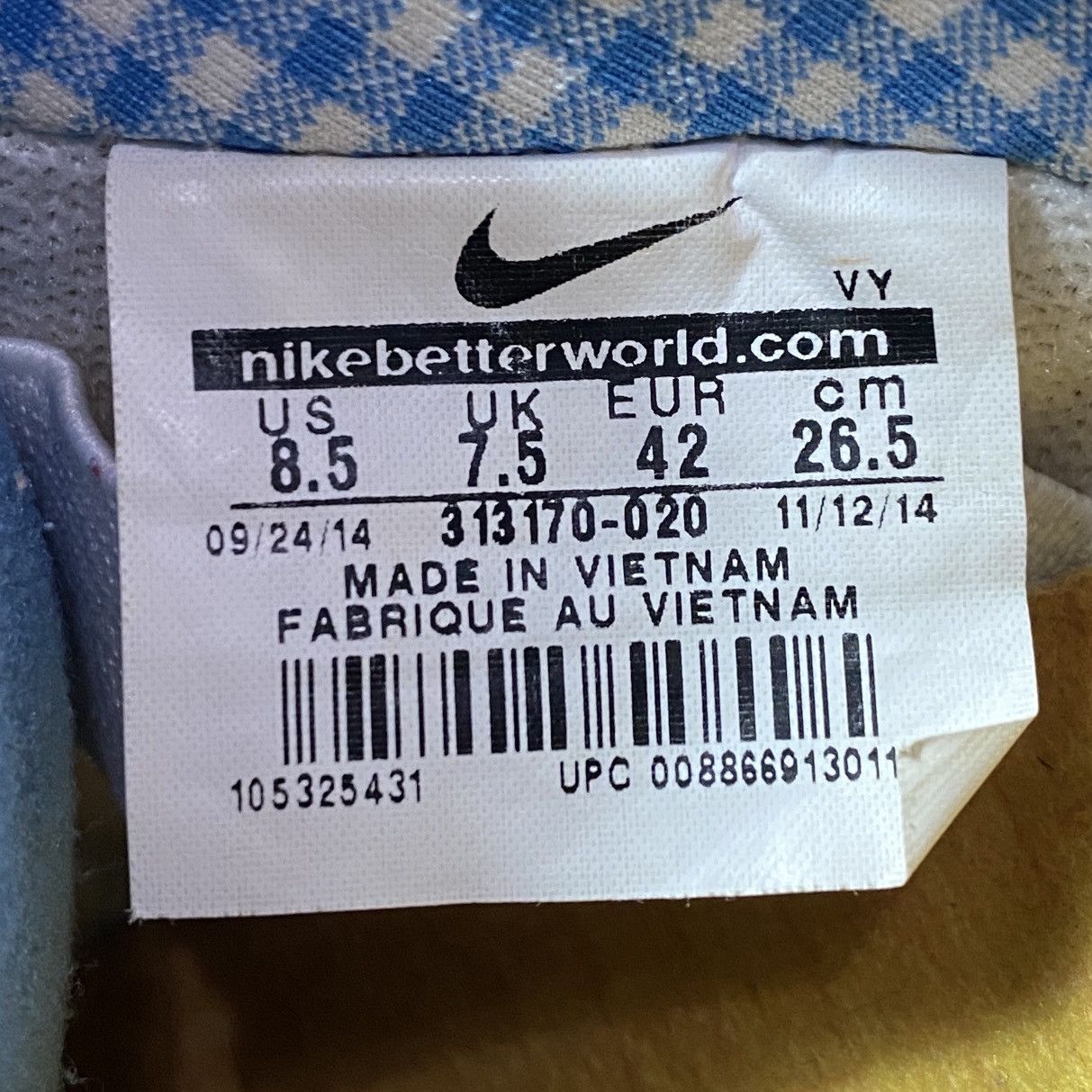 Nike SB Dunk Low Dorothy 2014 Size US 8.5 / EU 41-42 - 11 Thumbnail