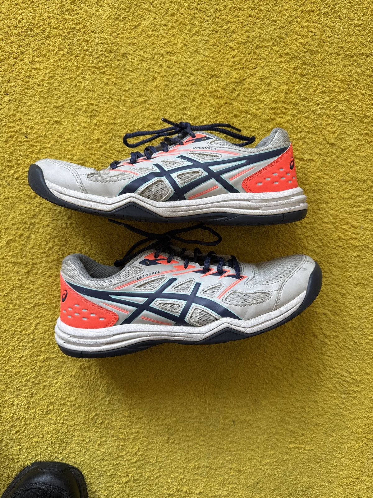 Asics Asics upcourt 4 Size US 10 / EU 43 - 5 Thumbnail