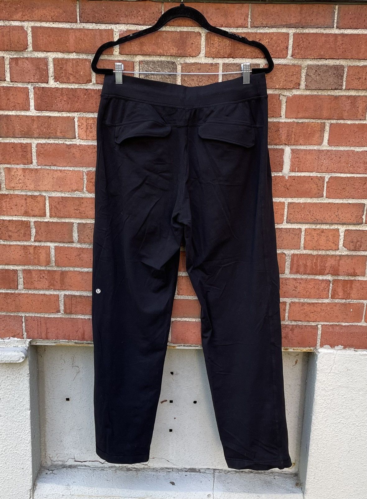 Lululemon Lululemon Black Sweatpants Pockets Drawstring Size US 30 / EU 46 - 4 Thumbnail