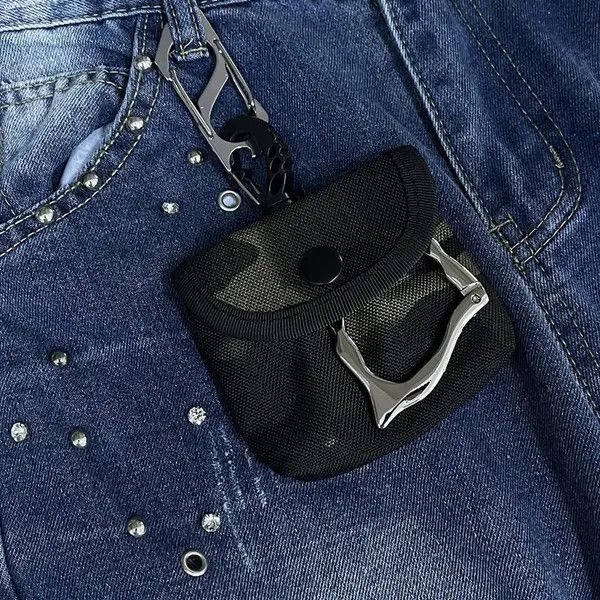 Jewelry Black Camouflage Compact Keychain Pouch, Durable Clip Size ONE SIZE - 1 Thumbnail
