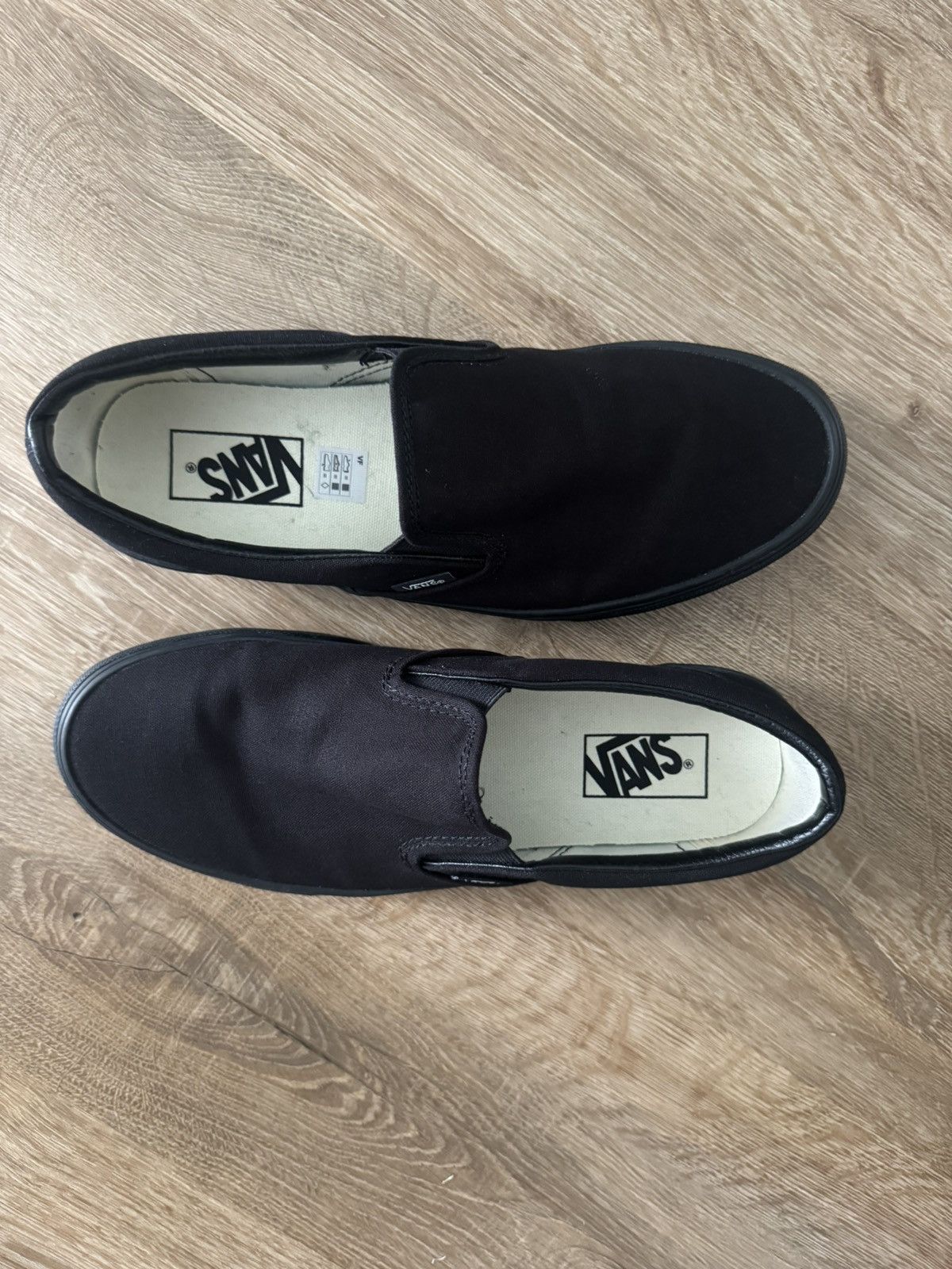 Vans Vans Classic Slip-On Black Canvas Shoes | Skater Sneakers Size US 8.5 / EU 41-42 - 2 Thumbnail