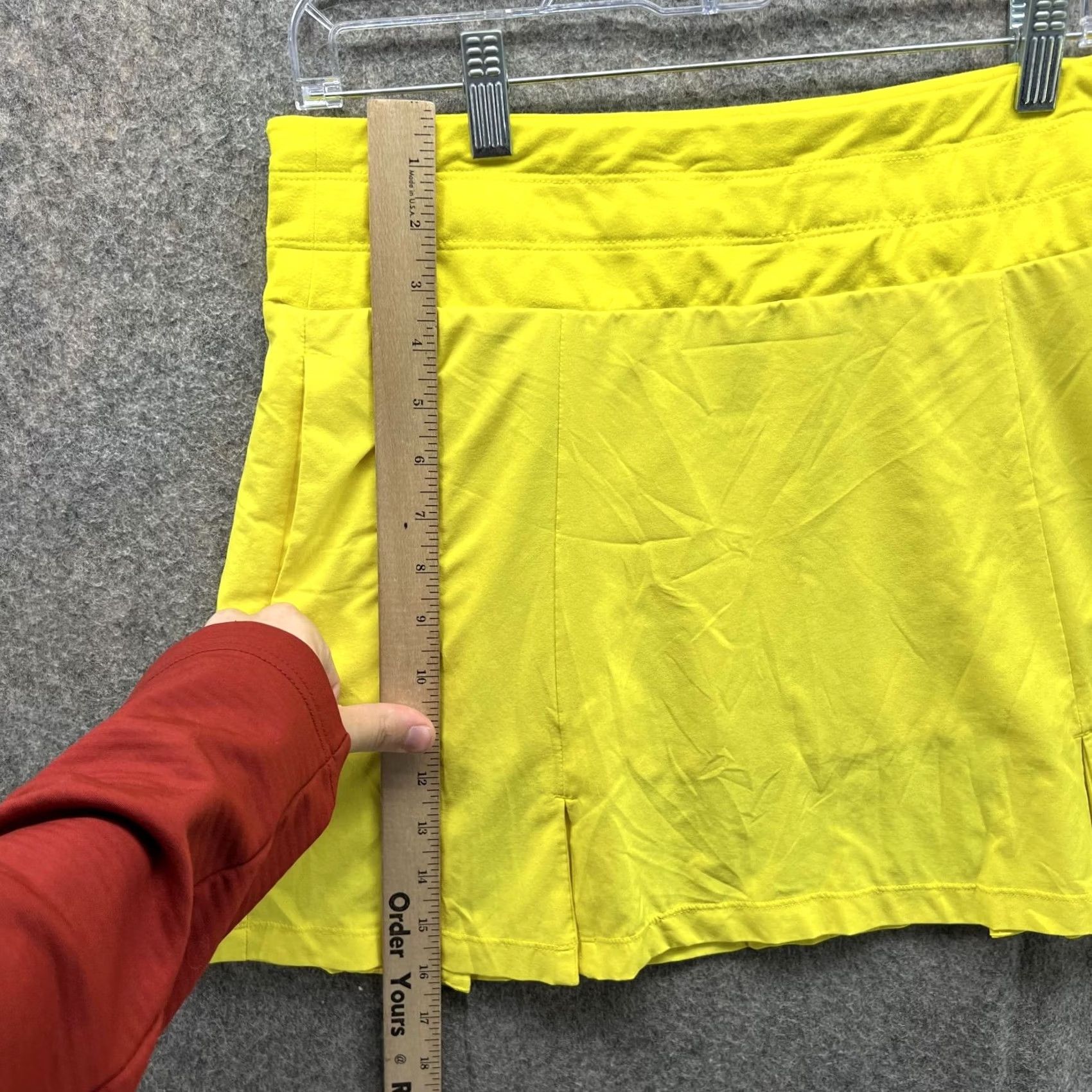 Oakley Oakley Skort Women Small Yellow Athletic Training Gym Polyester Blended Fabric Short Skirt Size 28" / US 6 / IT 42 - 6 Thumbnail