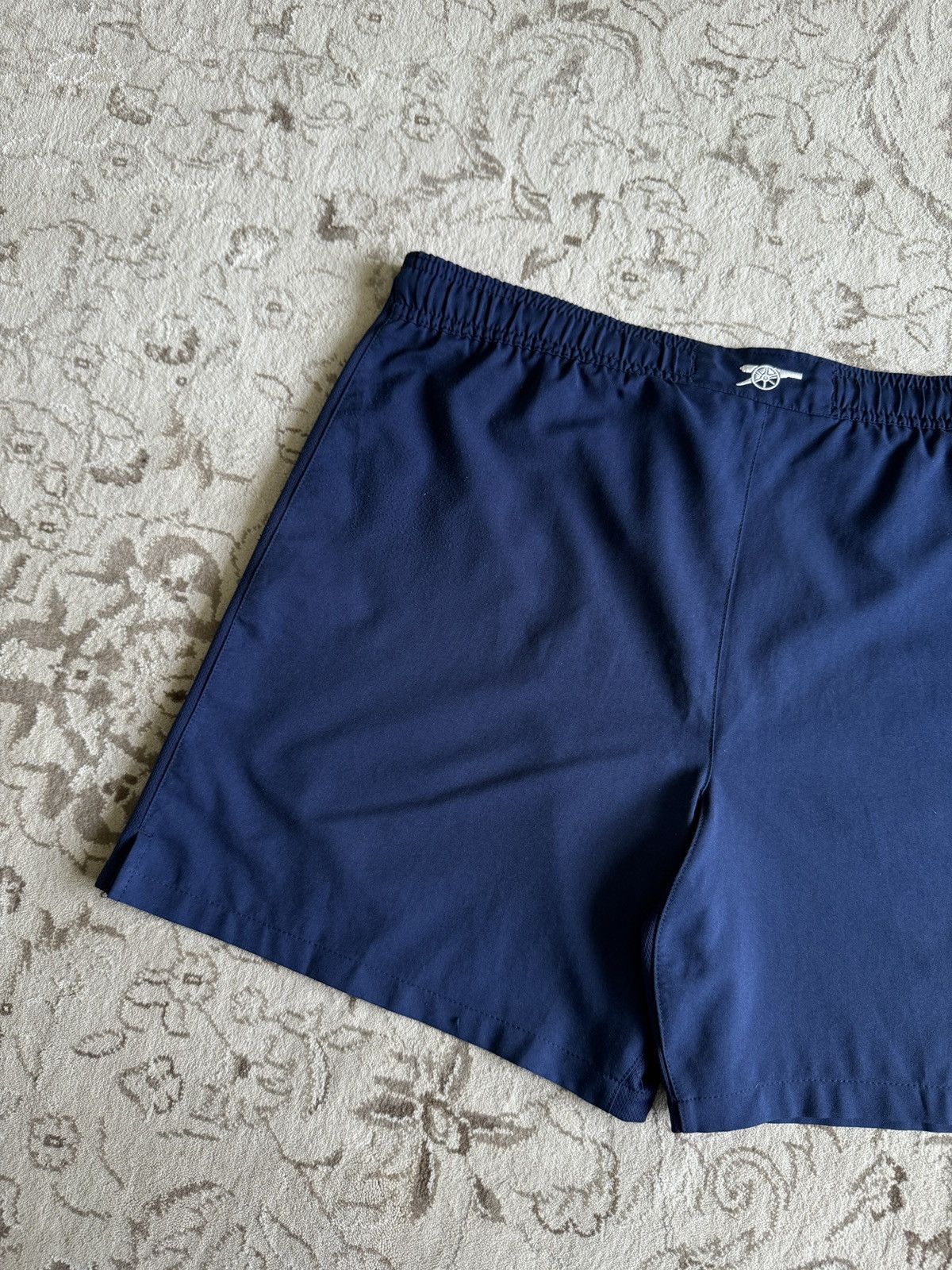 Nike Vintage Nike Arsenal Nylon Track Shorts Soccer Football Size US 36 / EU 52 - 13 Thumbnail