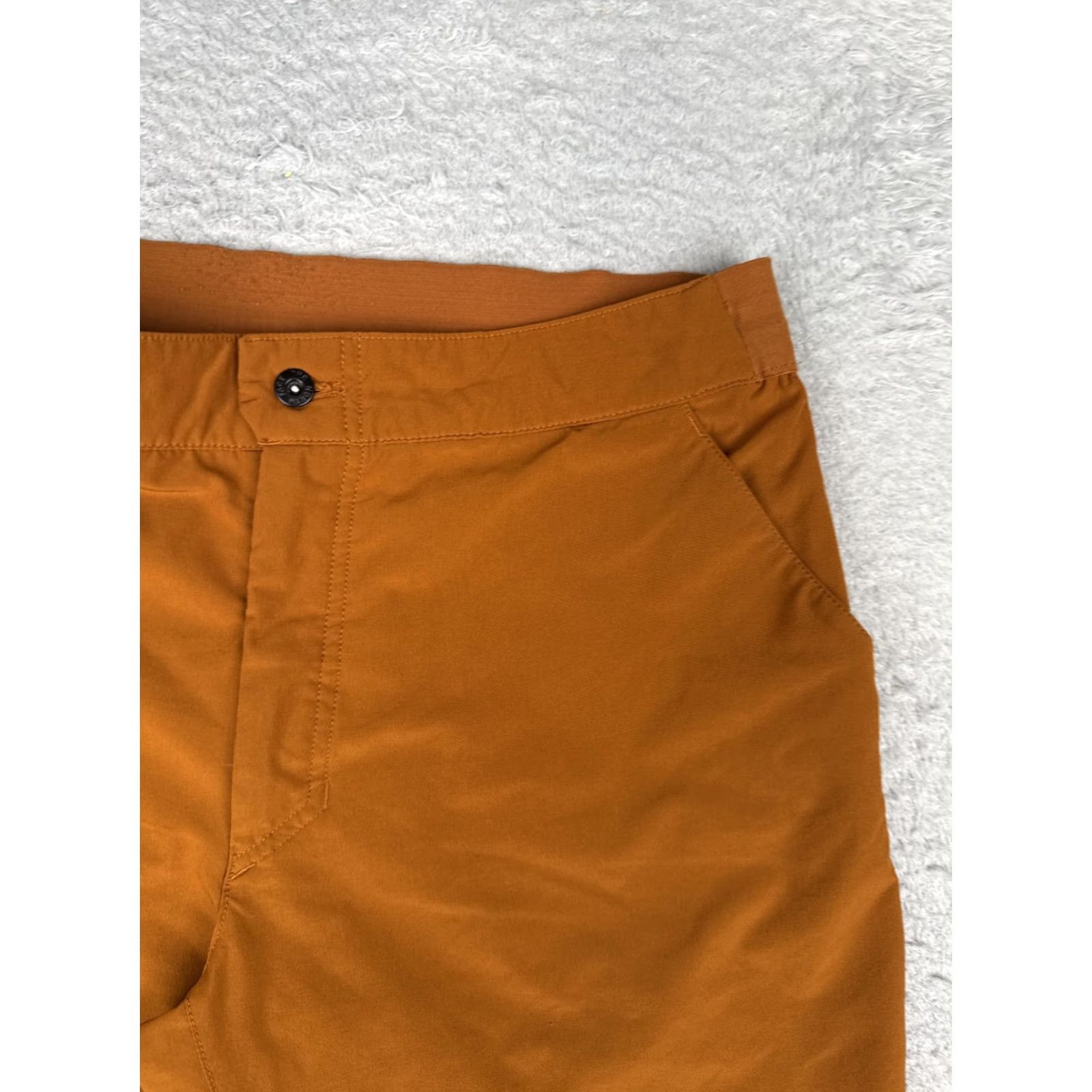 The North Face The North Face Shorts Mens 32 Orange Nylon Spandex Chino 7 Inseam Quick Dry Casual Size US 32 / EU 48 - 5 Thumbnail