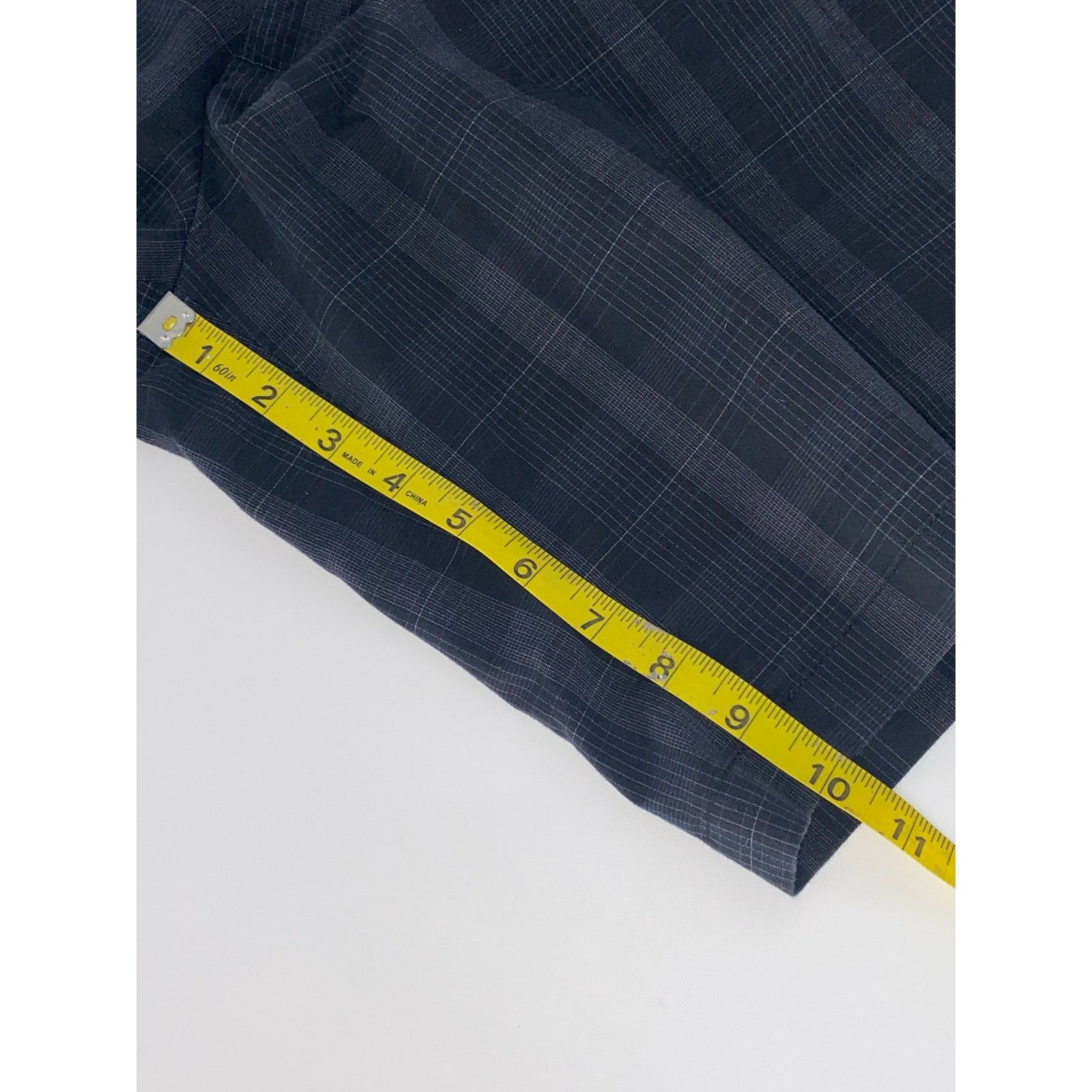 Greg Norman Greg Norman Mens Golf Shorts Size US 38 / EU 54 - 8 Thumbnail