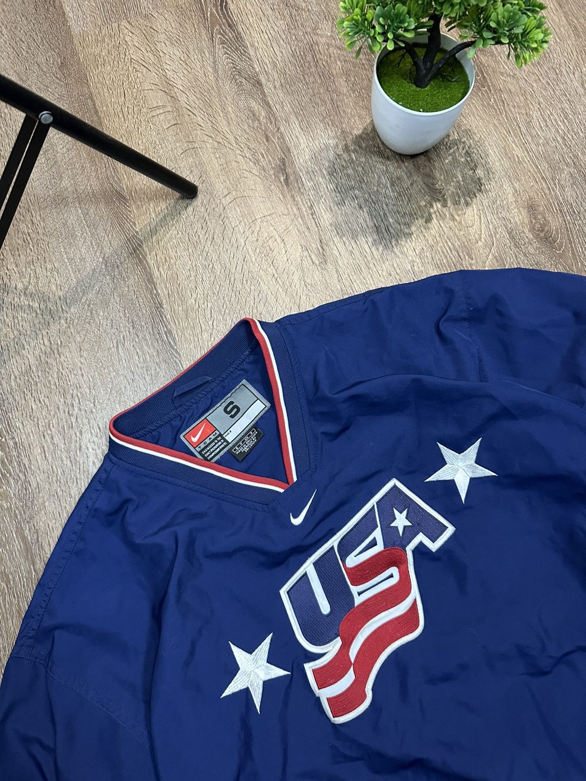 Nike Vintage Nike Team USA Hockey Olympic Nylon Windbreaker Size US S / EU 44-46 / 1 - 4 Thumbnail