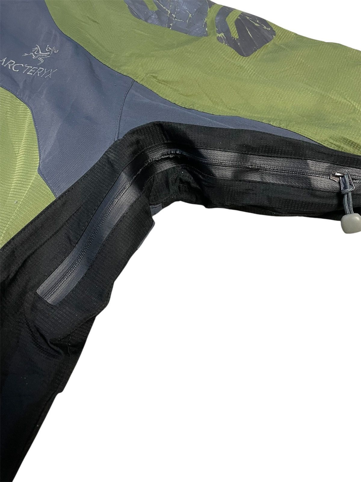 Arc'teryx Vintage Arc'teryx 3-in-1 Waterproof Jacket Fleece Liner Size US L / EU 52-54 / 3 - 5 Thumbnail