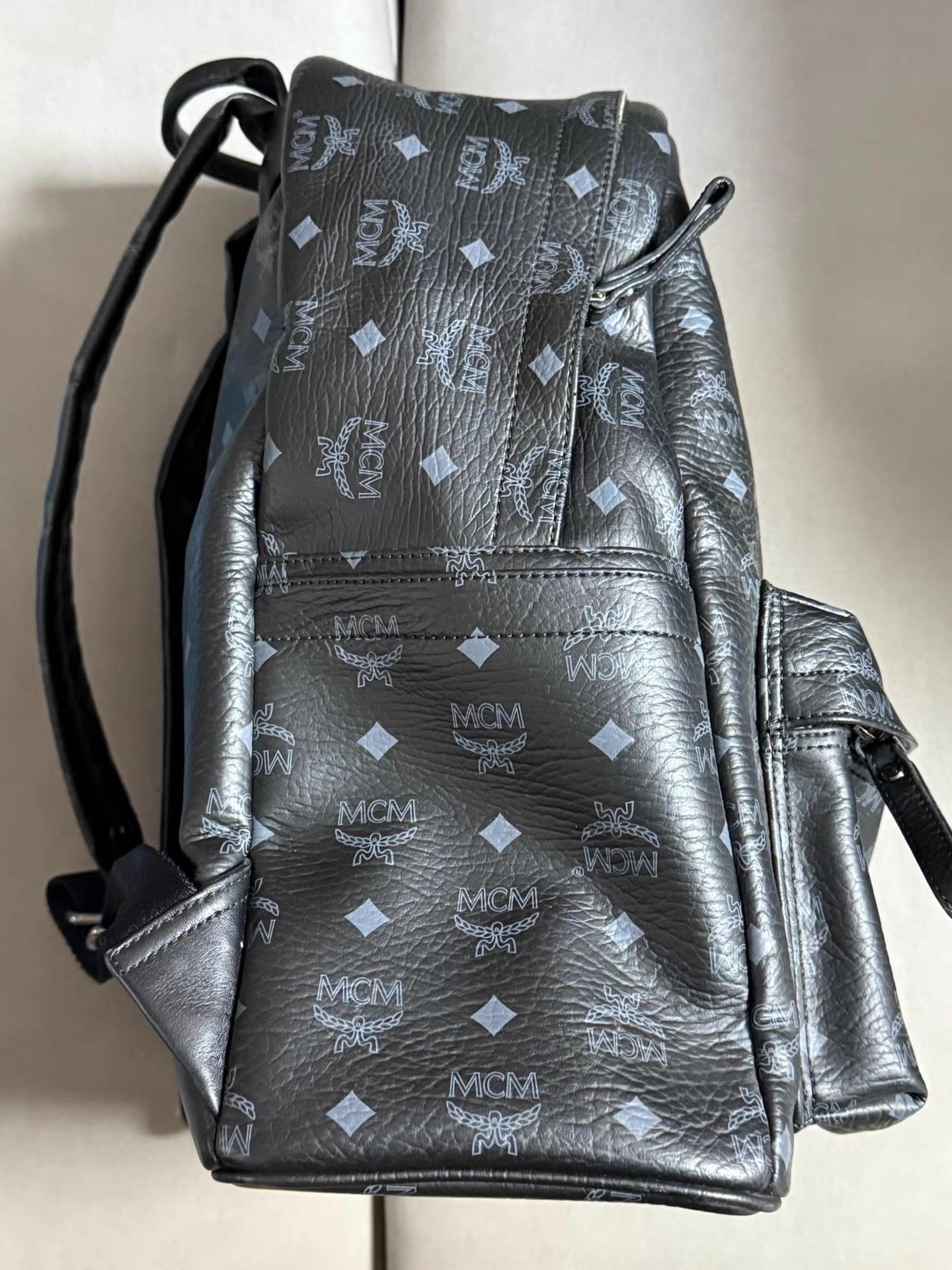 MCM Genuine MCM Studded Monogram Backpack Ｑ20 Size ONE SIZE - 2 Thumbnail