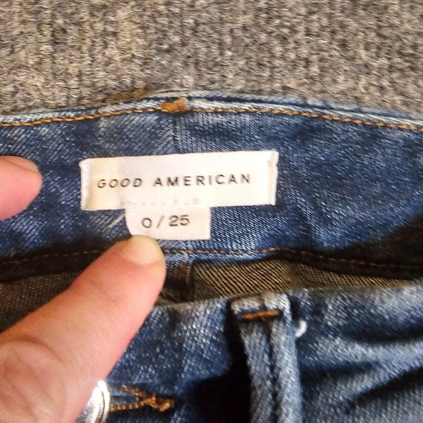 Good American Good American Jeans Women 25 Blue Mid Ankle Crop Stretch Distressed Casual Hem 5-Pocket Denim Cotton Spandex Womens Jeans Size 42" / US 20 - 4 Thumbnail