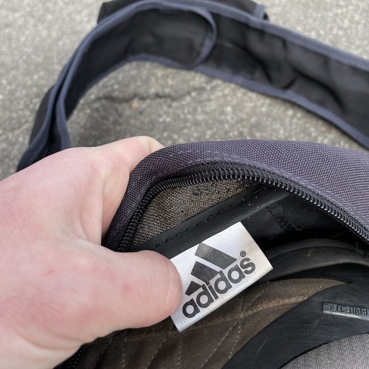 Hypebeast × If Six Was Nine Vintage Adidas Bag Slim Bag Shoulders Bag 90s Y2K Style USA Size ONE SIZE - 9 Thumbnail