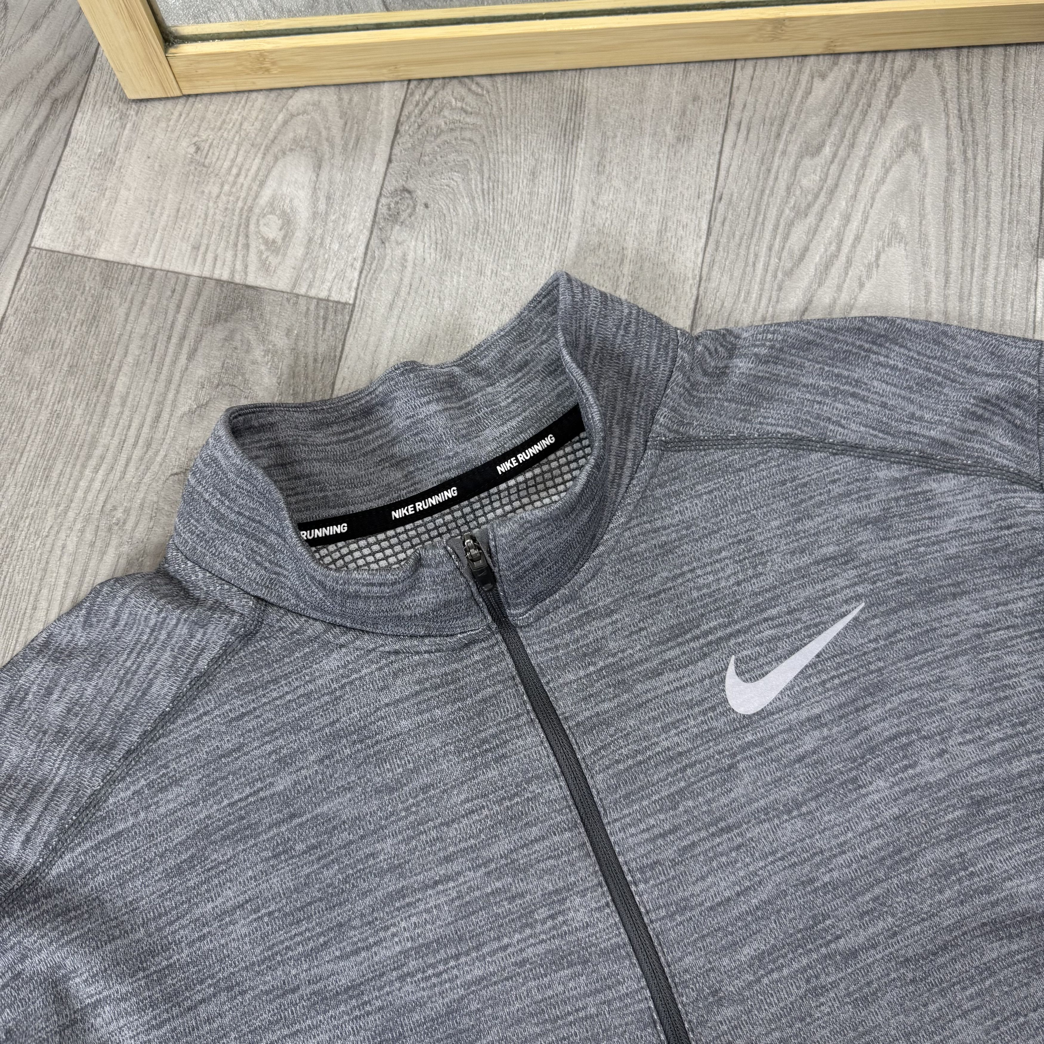 Nike Nike Running Grey Long Sleeve Rashguard 1/4 Sweater Size US XL / EU 56 / 4 - 5 Thumbnail