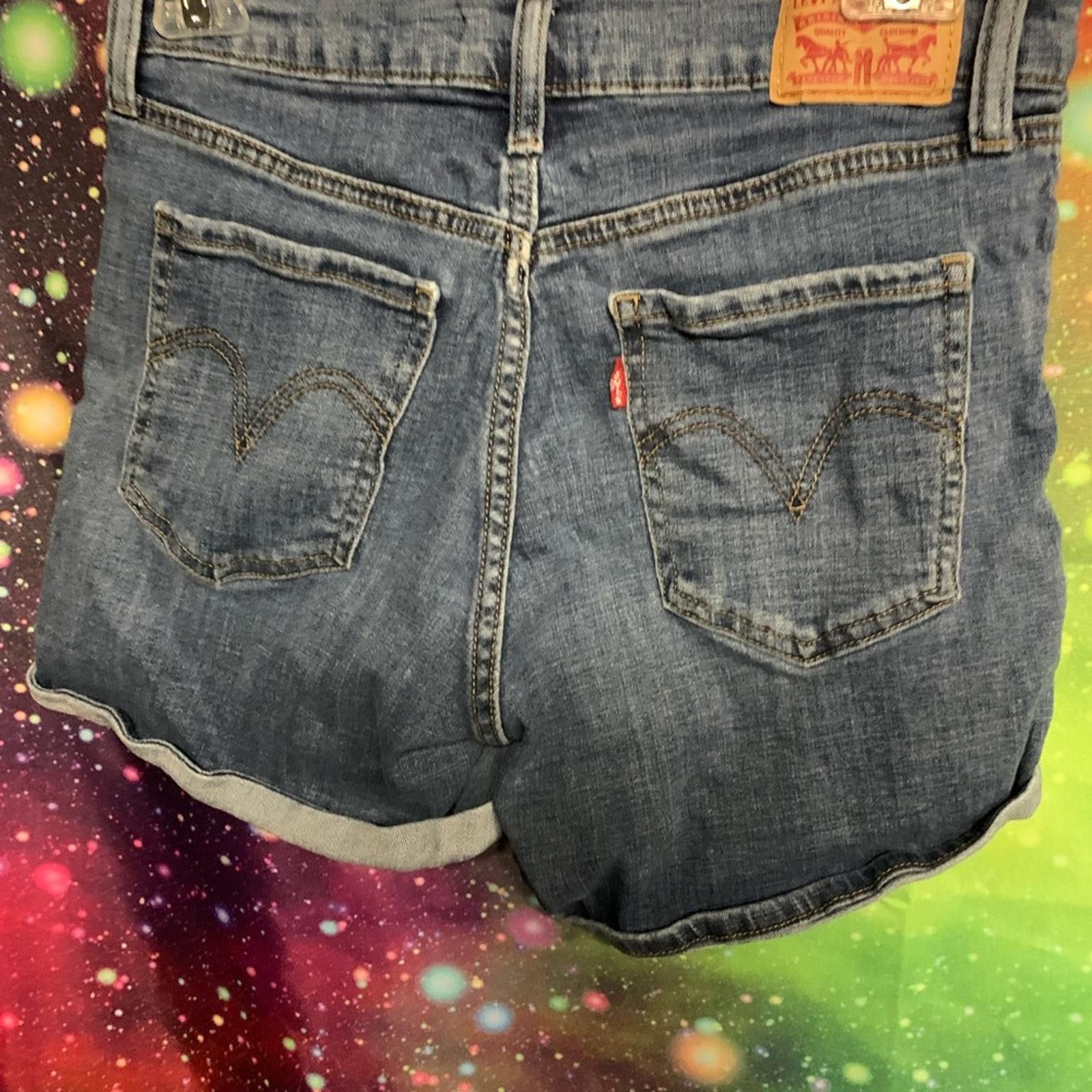 Designer Blue Jean Shorts with Distressed Rolled Hem Size 27" / US 4 / IT 40 - 6 Thumbnail
