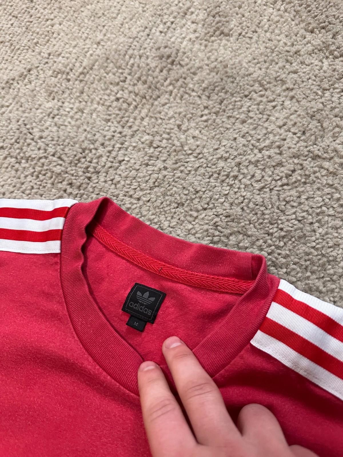 Adidas Vintage Adidas Bayern Munich 2007 Red Tee Sz M Size US M / EU 48-50 / 2 - 4 Thumbnail