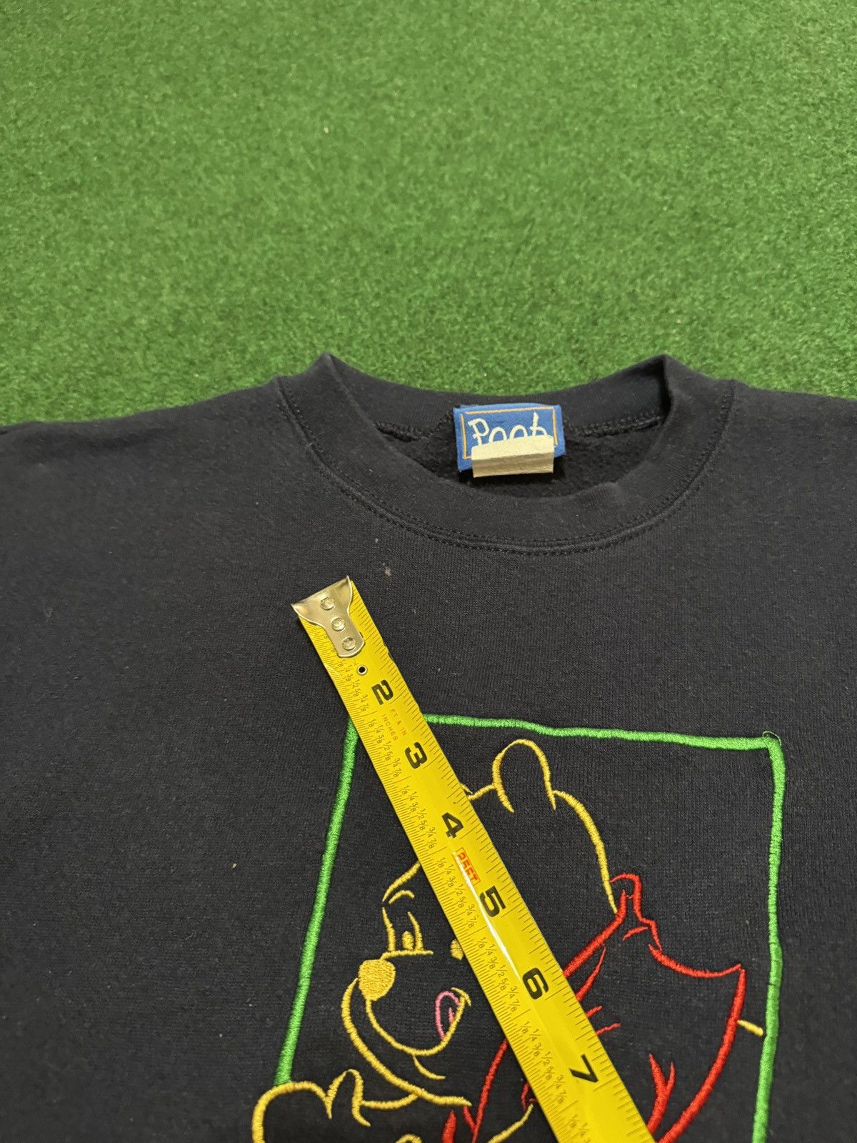 Disney × Vintage Vintage 90s Winnie The Pooh Cropped Crewneck Sweatshirt Size L / US 10 / IT 46 - 8 Thumbnail