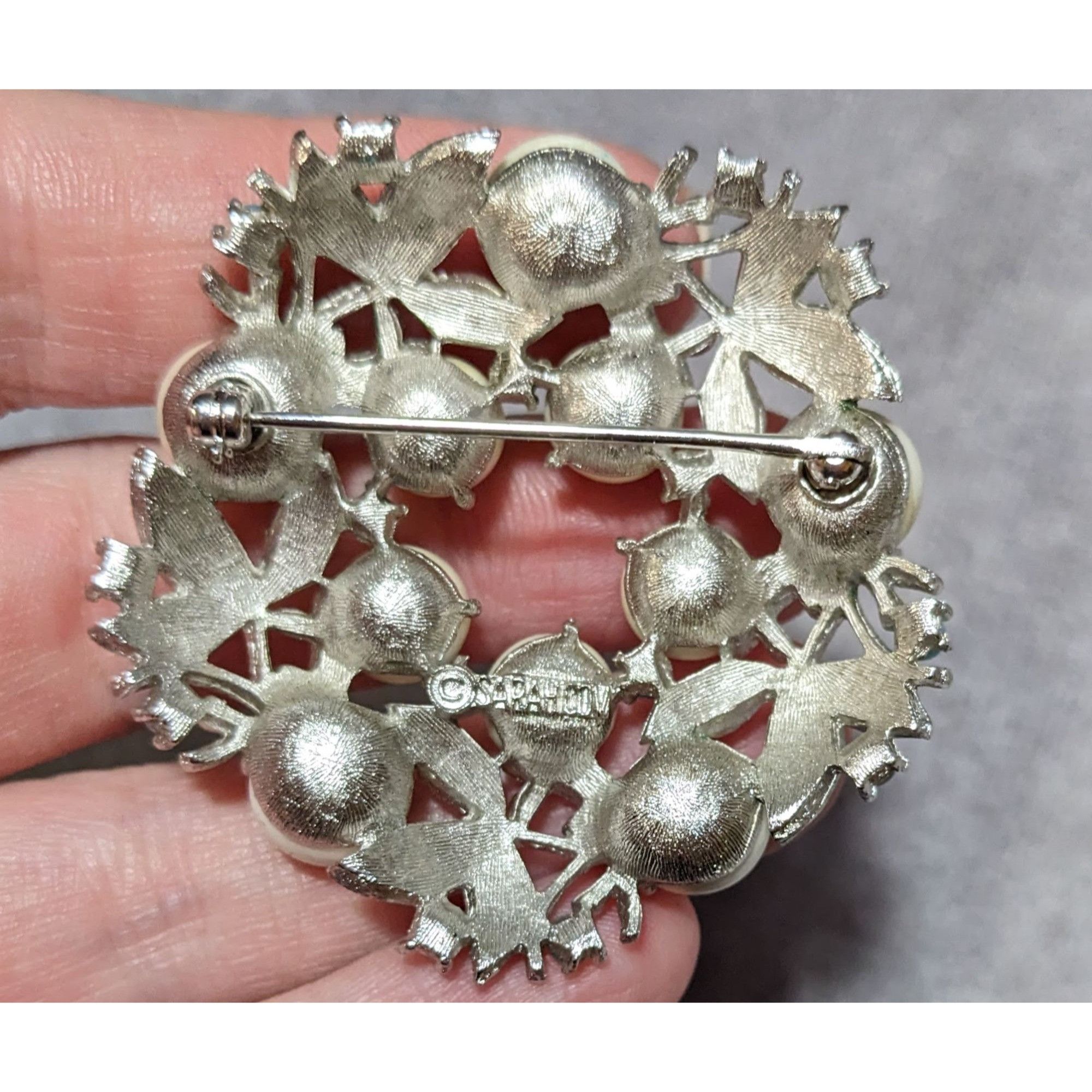 Other Vintage Sarah Coventry Blue And Silver Floral Wreath Brooch Size ONE SIZE - 6 Thumbnail