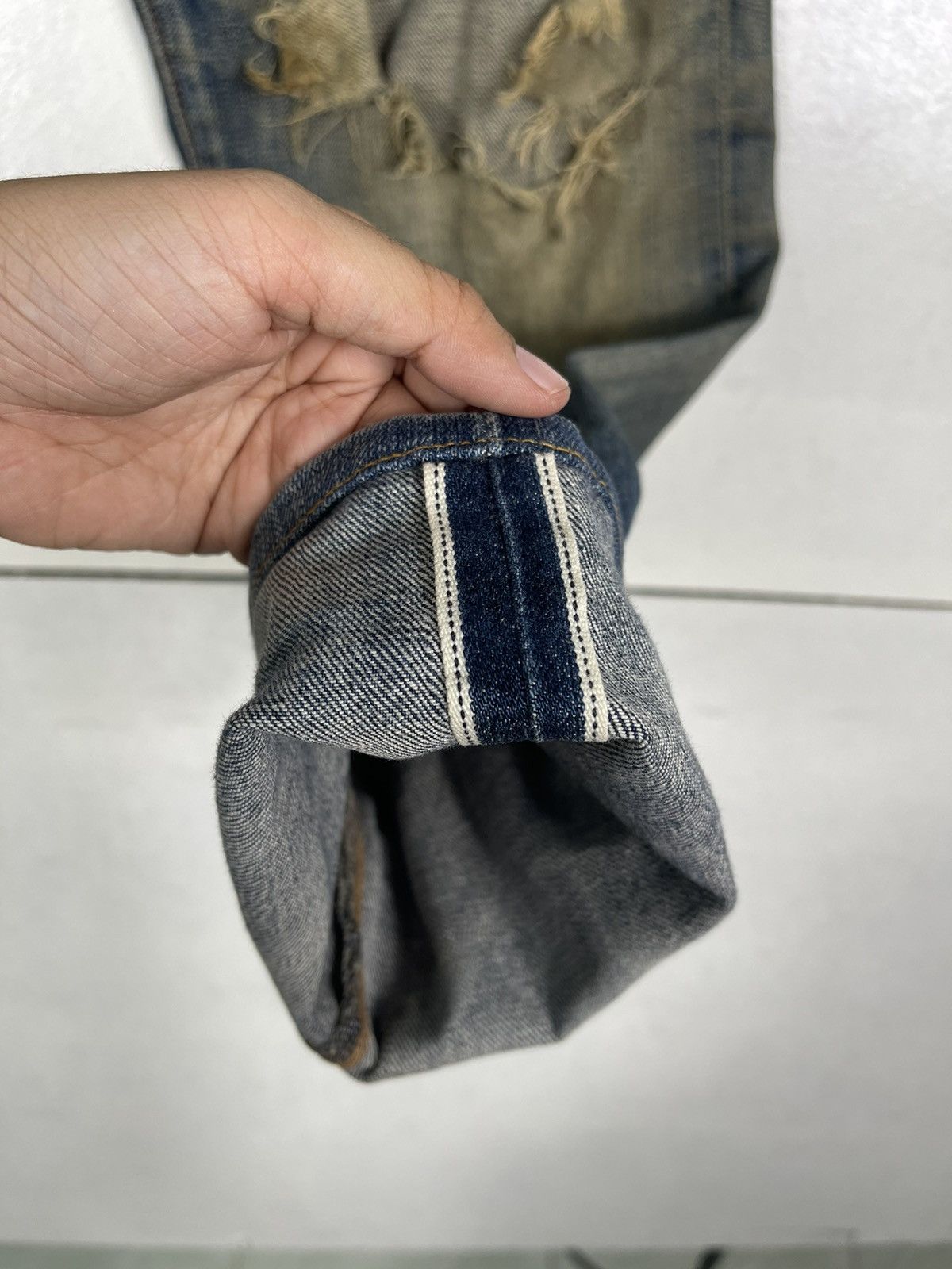 Levi's LEVIS 511 SELVEDGE DISTRESSED ZIPPER FLY DENIM JEANS Size US 35 - 15 Thumbnail