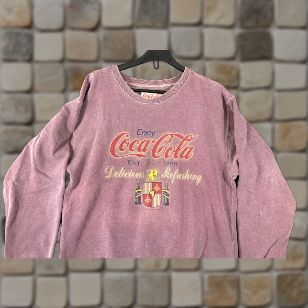 Vintage VINTAGE Coca-Cola Sweatshirt Mens S Mauve Pink Graphic Crew Neck Long Sleeve Size US S / EU 44-46 / 1 - 1 Thumbnail