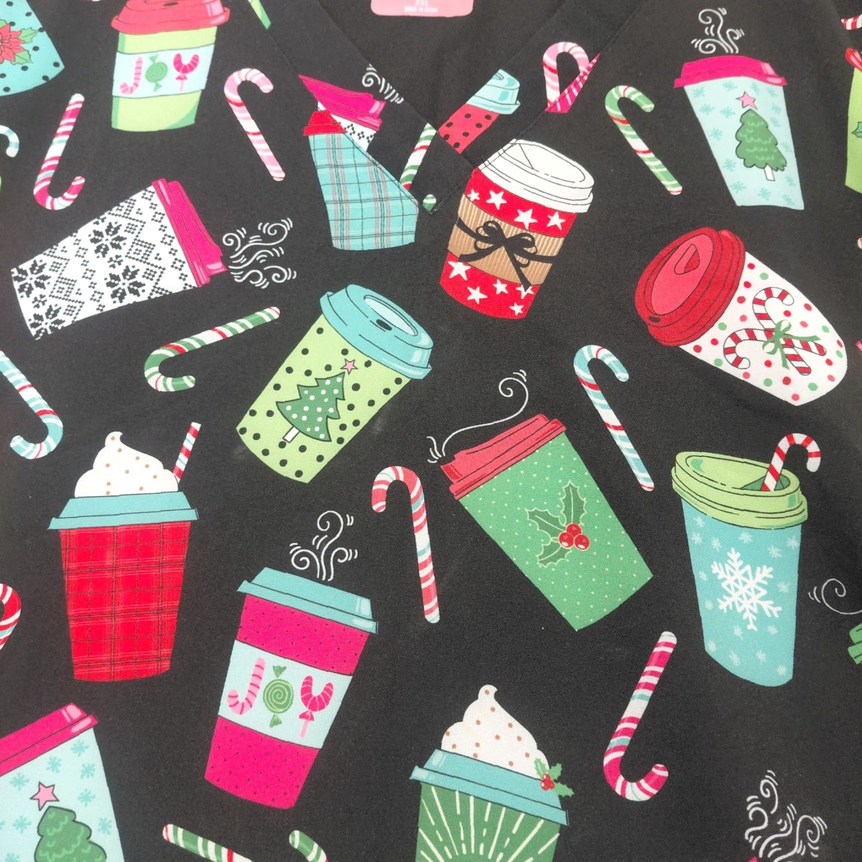 Pinko Ava Therese Holiday Scrub Top Women 2XL Pink Black Coffee Cups Mugs Lid Size XXL / US 16-18 / IT 52-54 - 7 Thumbnail