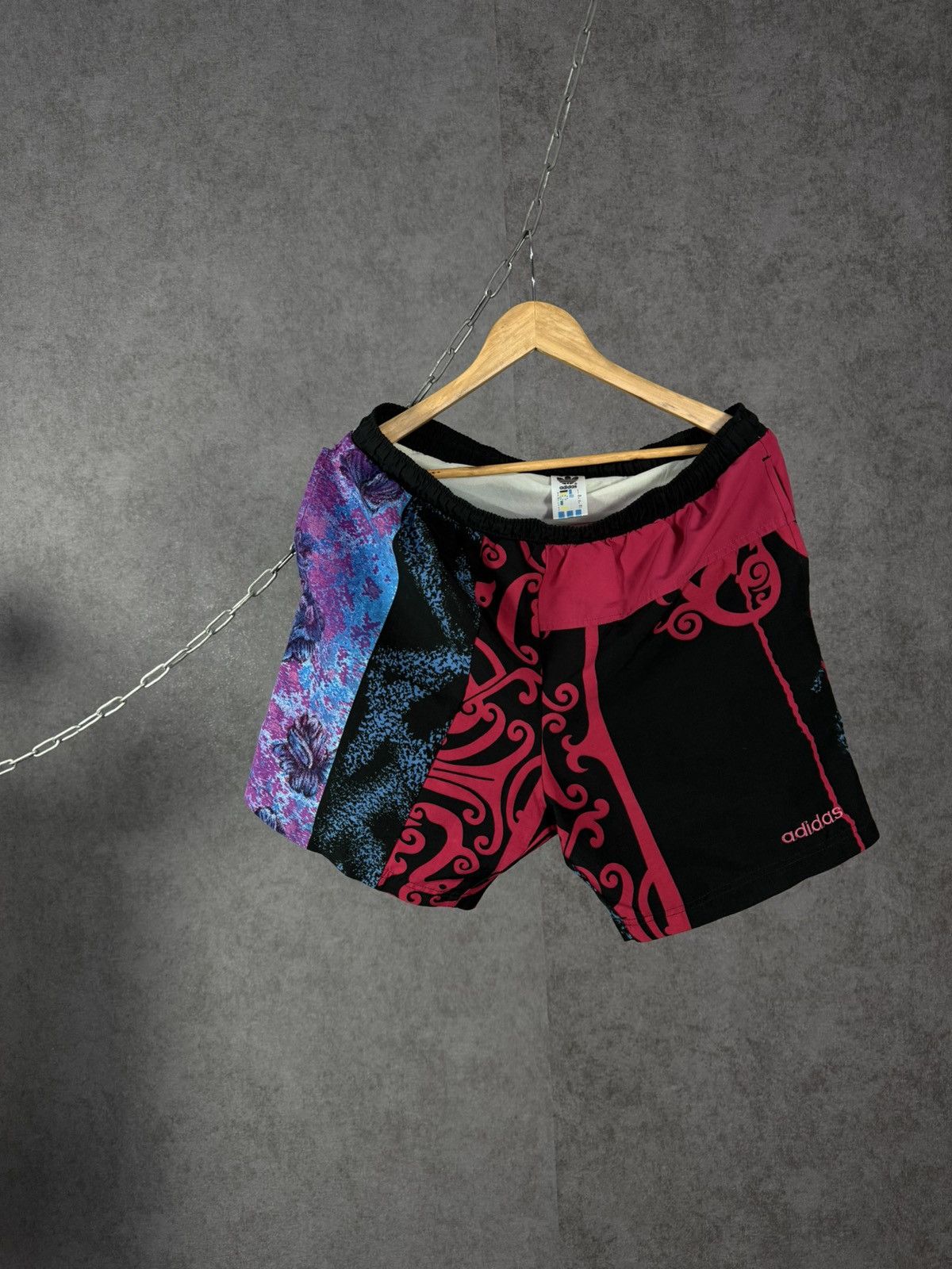 Adidas Adidas vintage crazy shorts Size US 32 / EU 48 - 1 Thumbnail