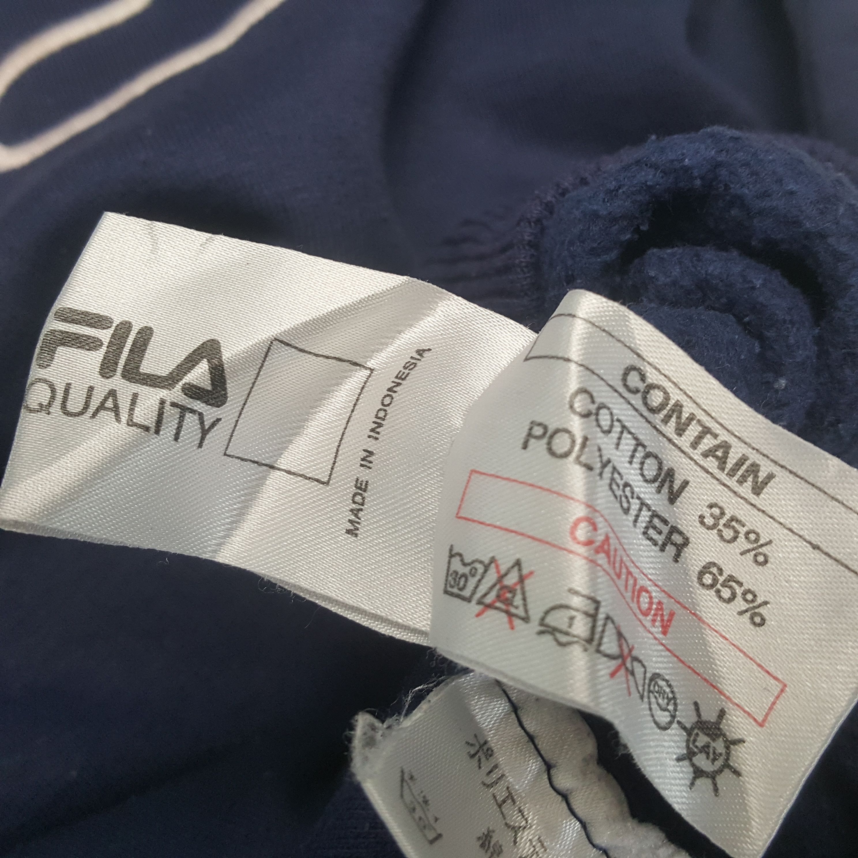 Fila × Vintage Fila Biella Italia Spellout Design Sweatshirt Size US L / EU 52-54 / 3 - 9 Thumbnail