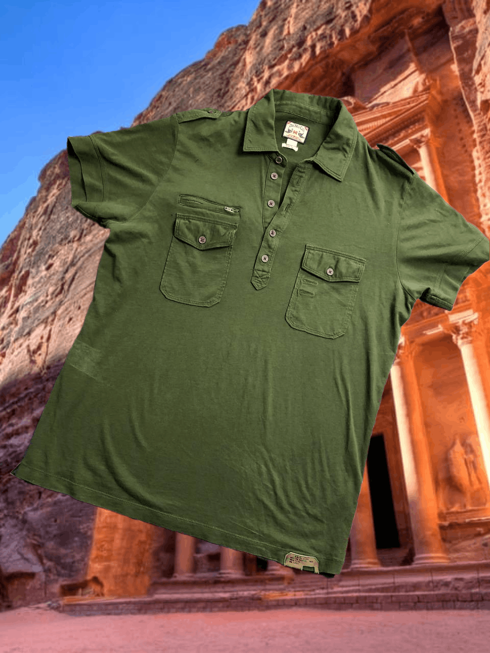 Diesel Streetwear T-Shirt Diesel logo Y2K Vintage green polos Size US L / EU 52-54 / 3 - 1 Thumbnail