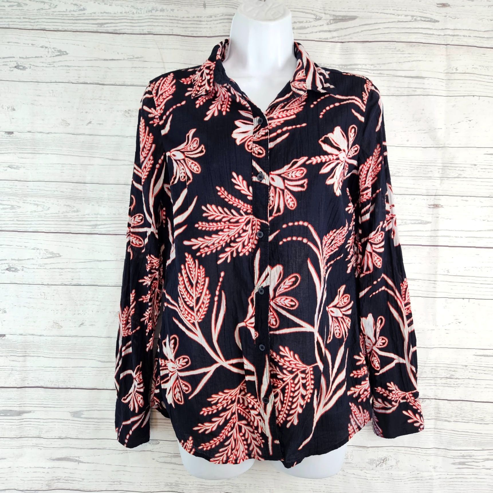 Banana Republic Banana Republic Womens Button-Up Top Sz S Blue Floral Long Sleeve Shirt Women Size S / US 4 / IT 40 - 2 Thumbnail