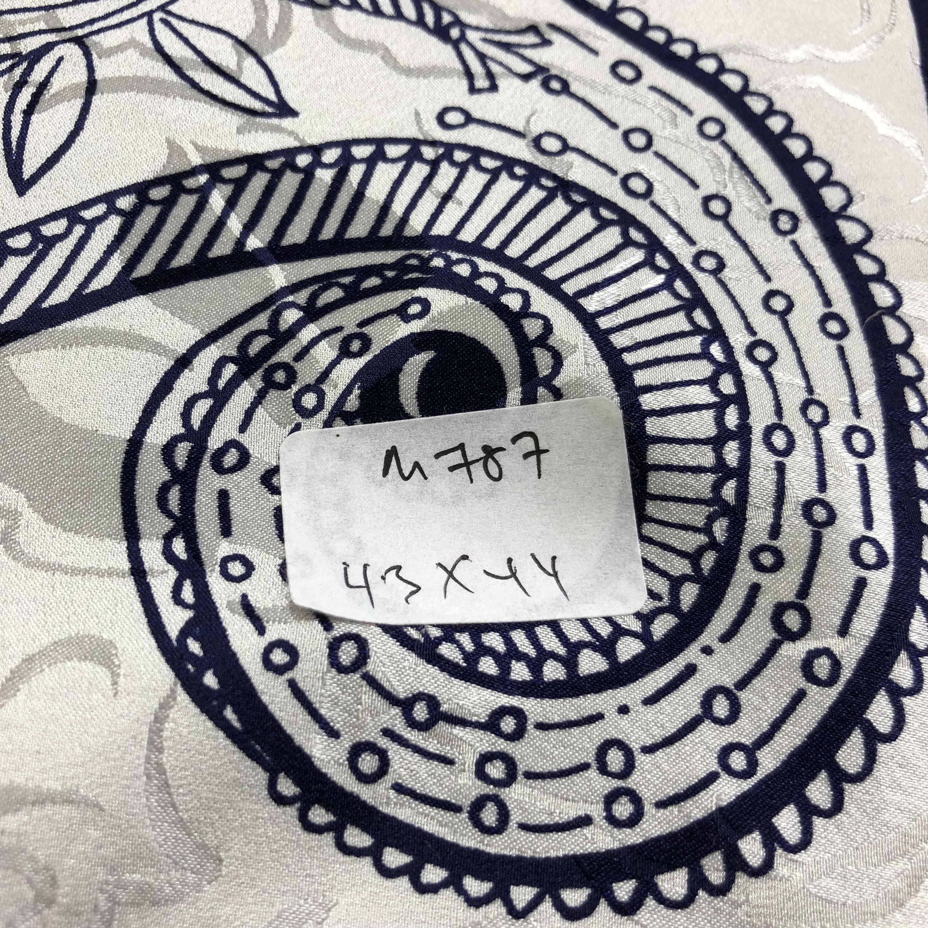 Japanese Brand Vintage Caroline Charles Silk Scarf M787 Size ONE SIZE - 8 Thumbnail