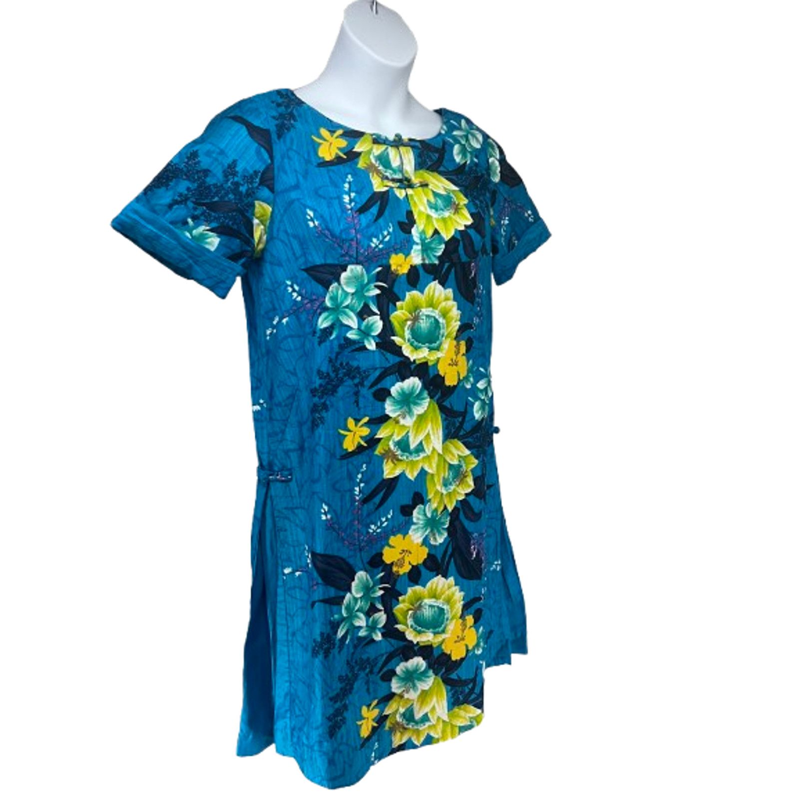 Vintage Vintage Blue Floral Hawaiian Muu Muu Midi Dress M Pockets Size M / US 6-8 / IT 42-44 - 2 Thumbnail