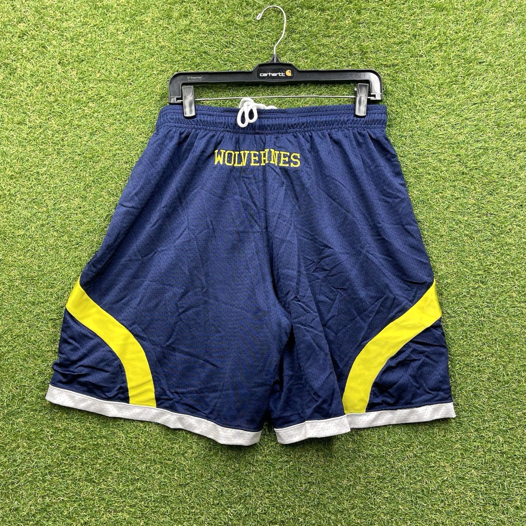Adidas VINTAGE Adidas Michigan Wolverines Shorts Mens XL Blue Basketball Team Issued Y2K Size US 36 / EU 52 - 2 Thumbnail
