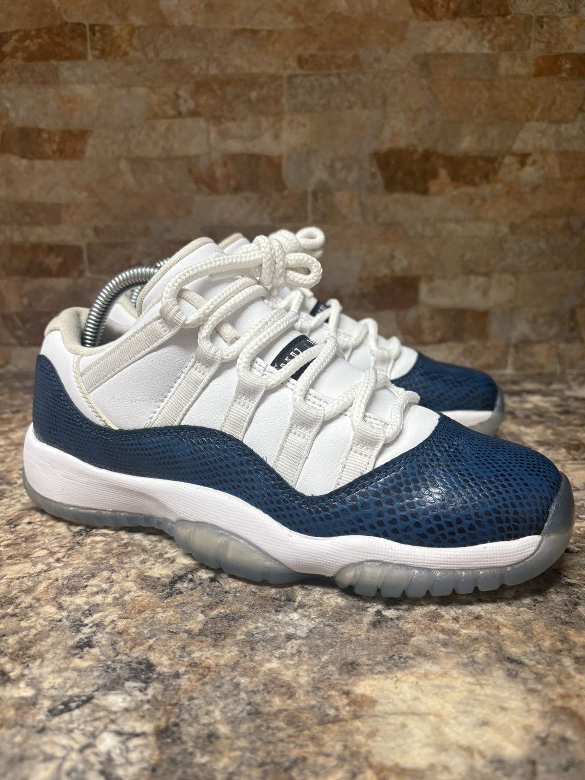 Air Jordan 11 Retro Low Navy Snakeskin Size Wmns Size