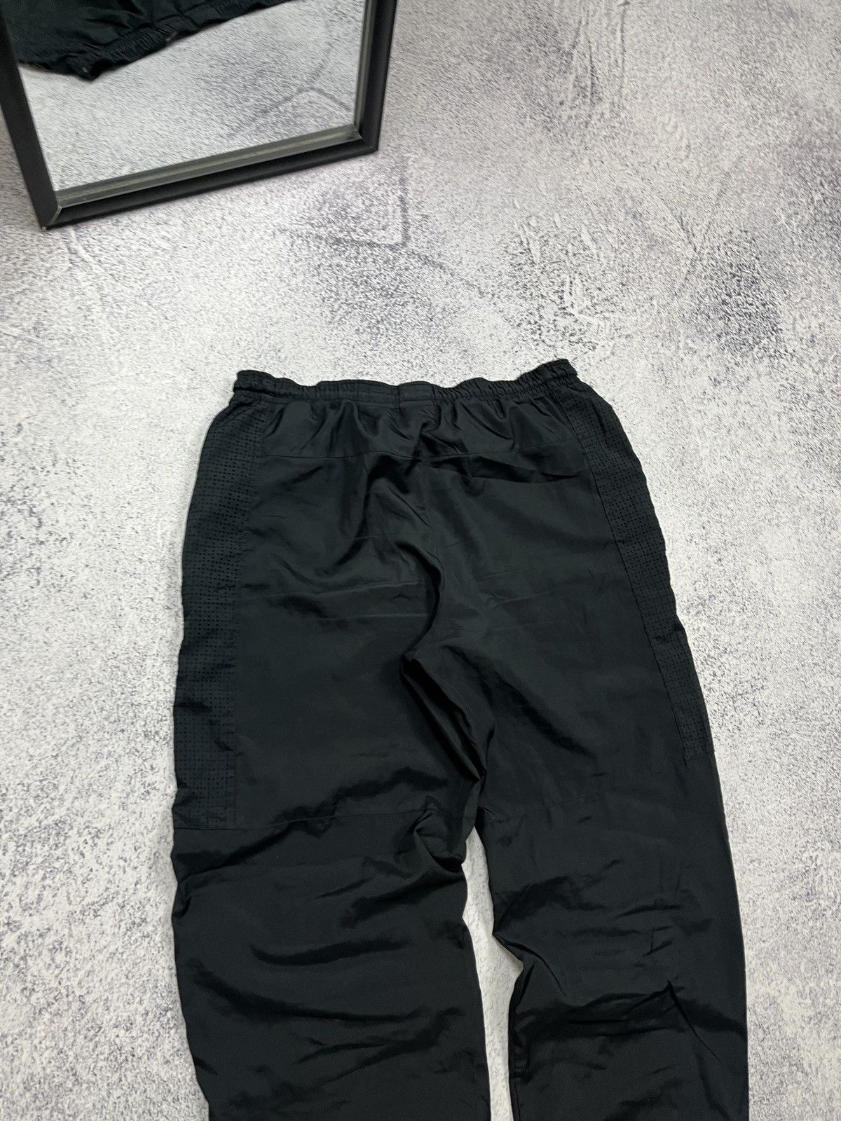 Nike Vintage Y2k Nike Manchester United Nylon Track Pants Drill Size US 30 / EU 46 - 21 Thumbnail