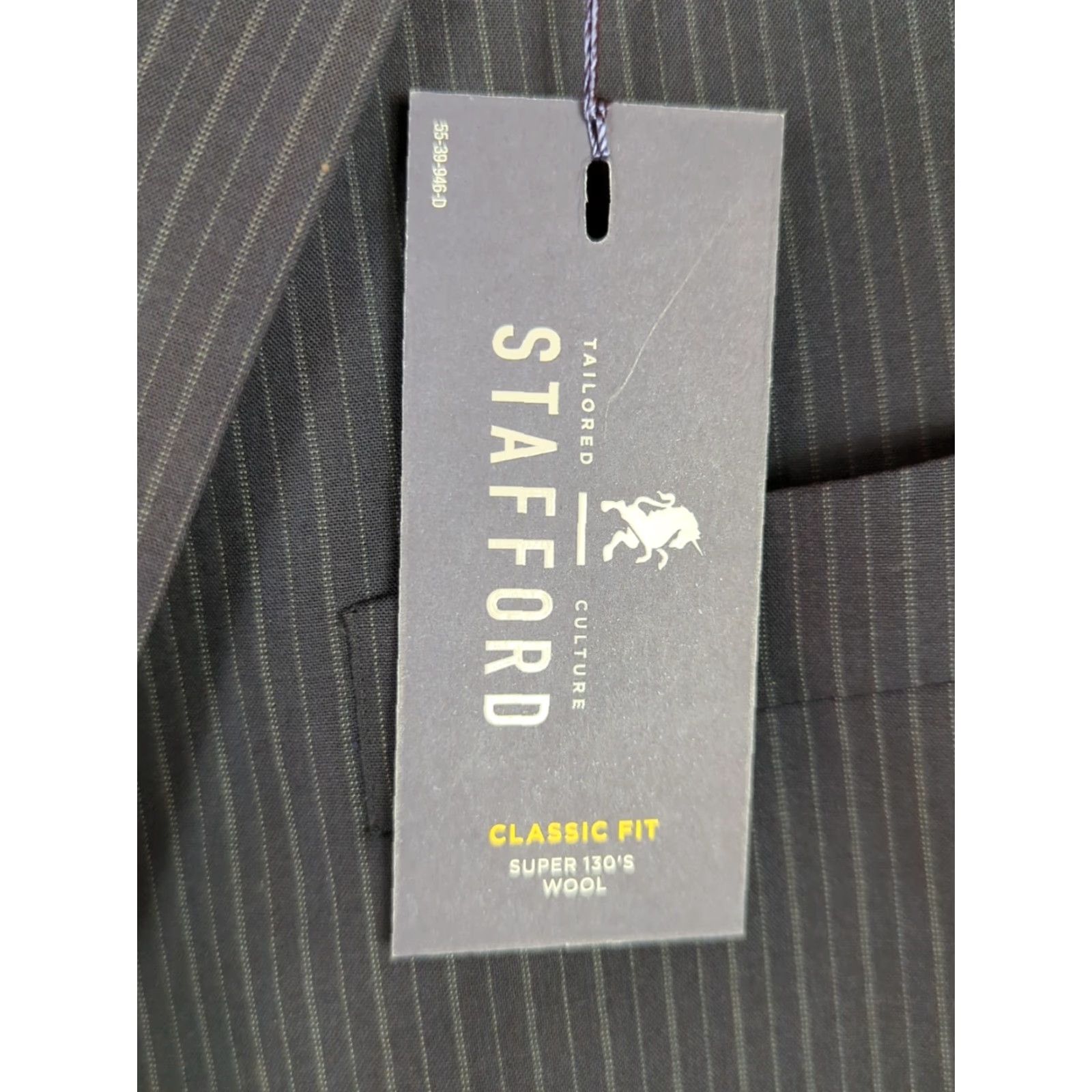 Stafford Stafford Blazer Mens 48R Jacket Notch Lapel Pinstripe Wool Classic Fit Suit Coat Navy 97% Wool 3% Polyester Blazer Mens 48R Regular Size Regular Fit Size 48R - 3 Thumbnail