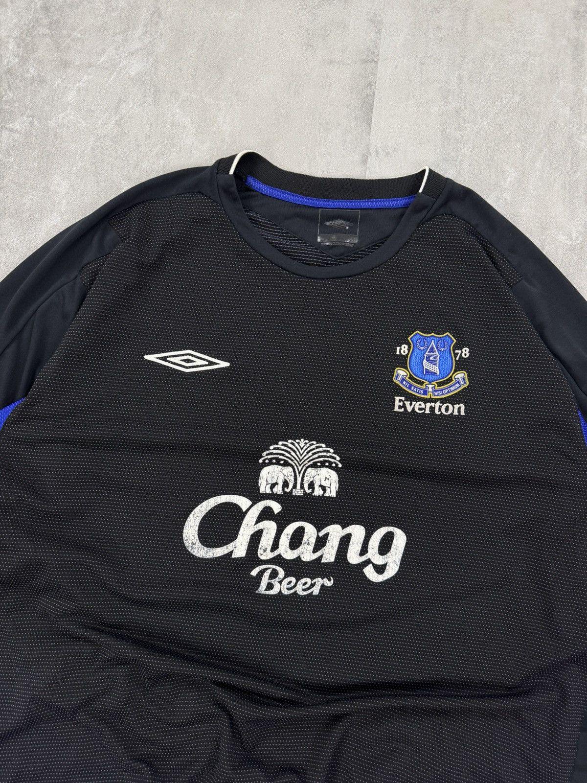 Umbro Everton Jersey 2016-2017 XXL Shirt Soccer Football Umbro Size US XL / EU 56 / 4 - 5 Thumbnail