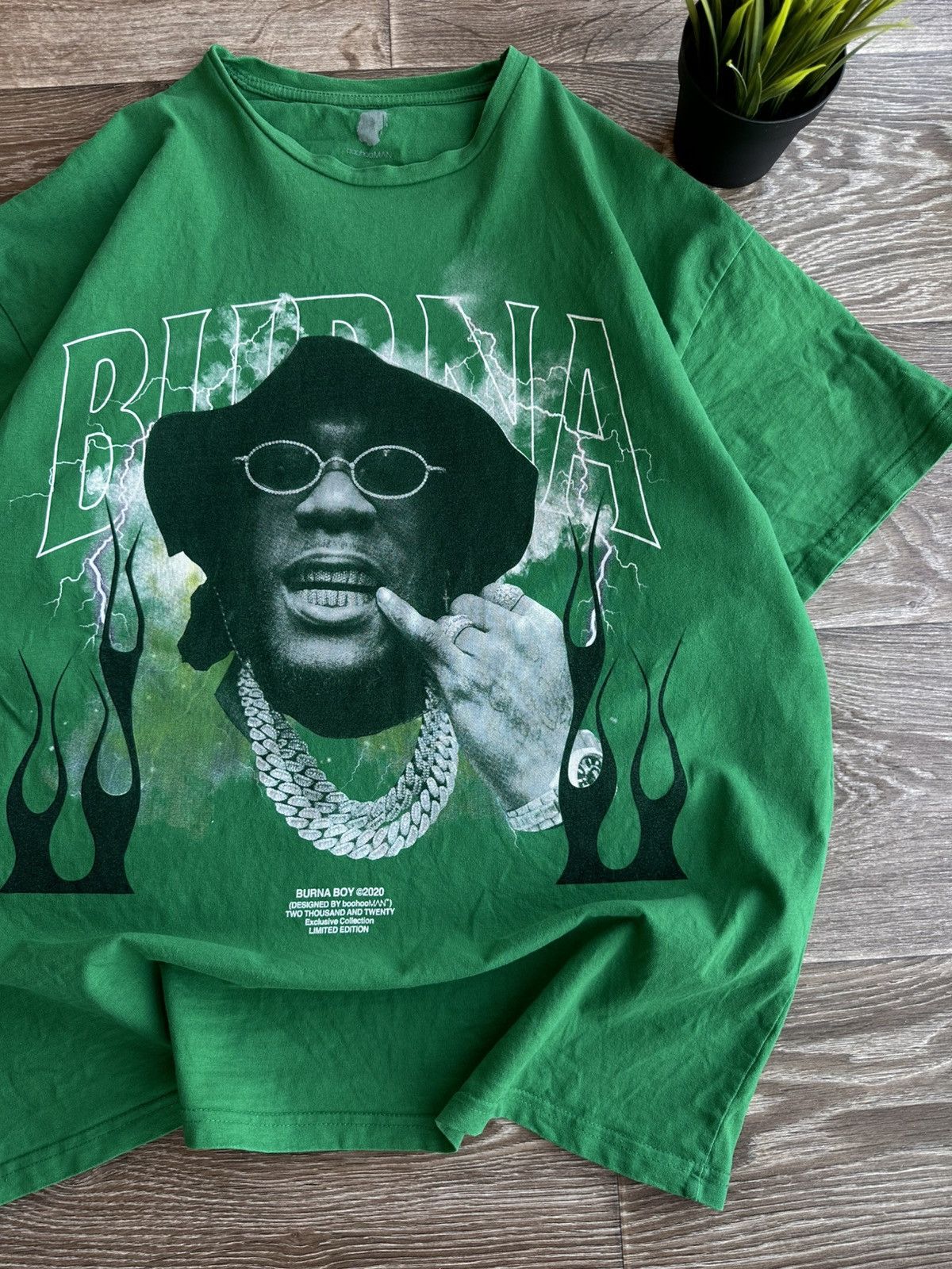 Boohoo 🔥 Burna Boy x boohooMAN Twice As Tall Tour Dates Graphic Tee Size US M / EU 48-50 / 2 - 2 Thumbnail