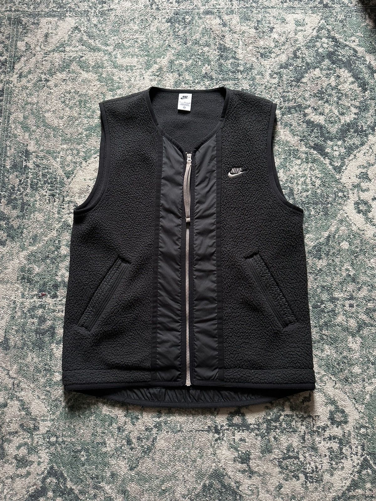 NIKE × NOCTA ナイキ×ノクタ Golf Woven Vest【G】. Nike x NOCTA Drake Golf Vest 'Black' DJ5582-010