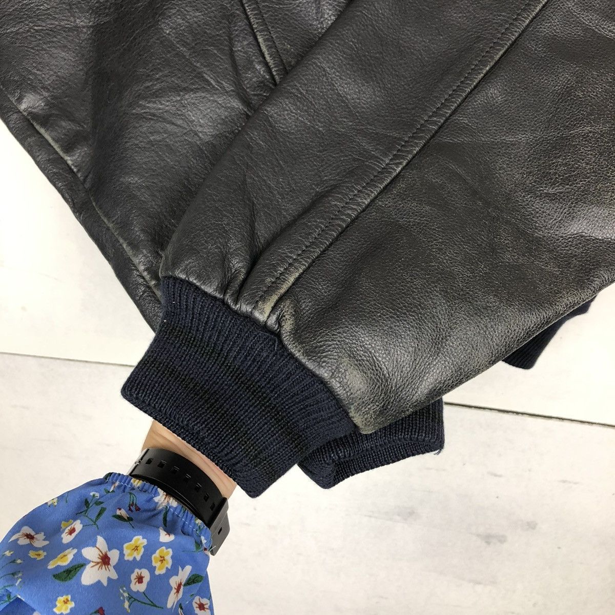Japanese Brand 🔥VINTAGE LEATHER VARSITY JACKET FANCY BALL SPELLOUT BIGLOGO Size US L / EU 52-54 / 3 - 9 Thumbnail