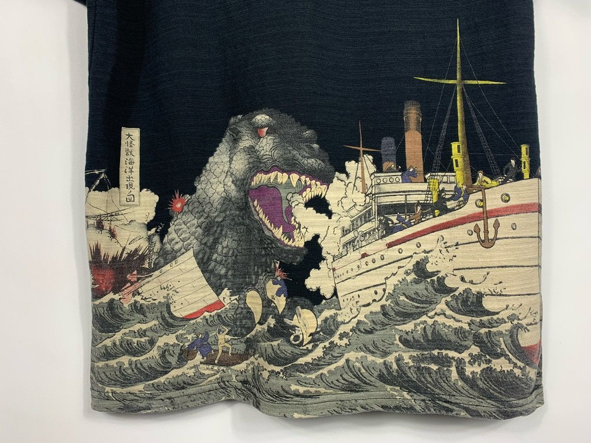 Other Toho Co Studios Godzilla T-Shirt Japanese Art Ship Graphic Size US L / EU 52-54 / 3 - 4 Thumbnail
