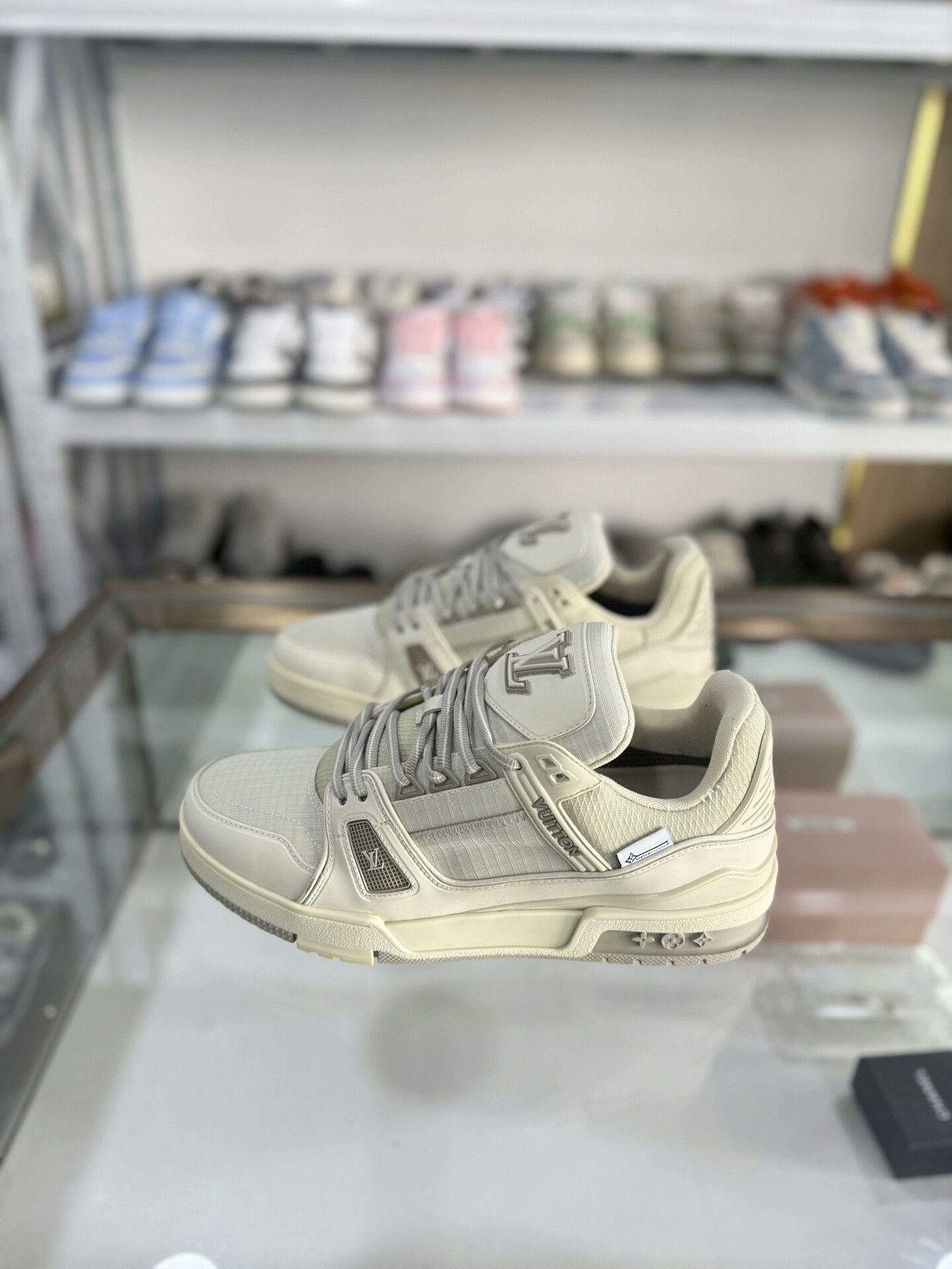 Louis Vuitton Louis Vuitton LV Trainer Ski Collection Size US 8.5 / EU 41-42 - 1 Thumbnail