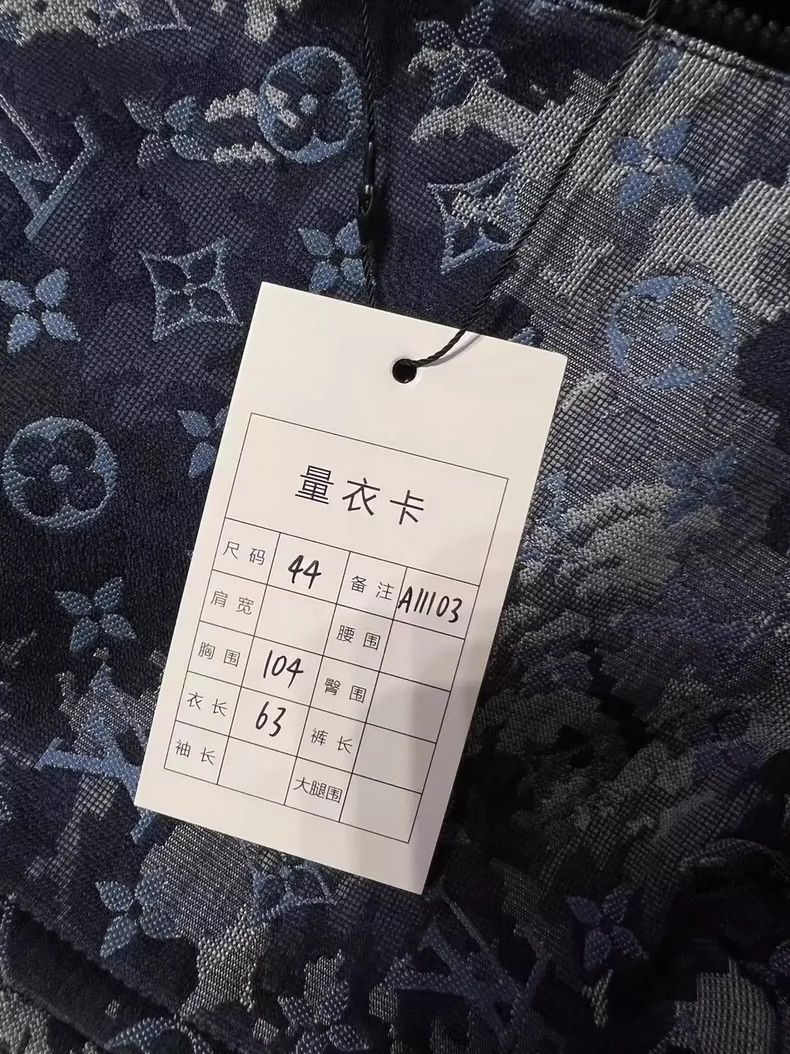 Louis Vuitton louis vuitton Tapestry jacket full of presbyopia jacket 25 Size US S / EU 44-46 / 1 - 6 Thumbnail