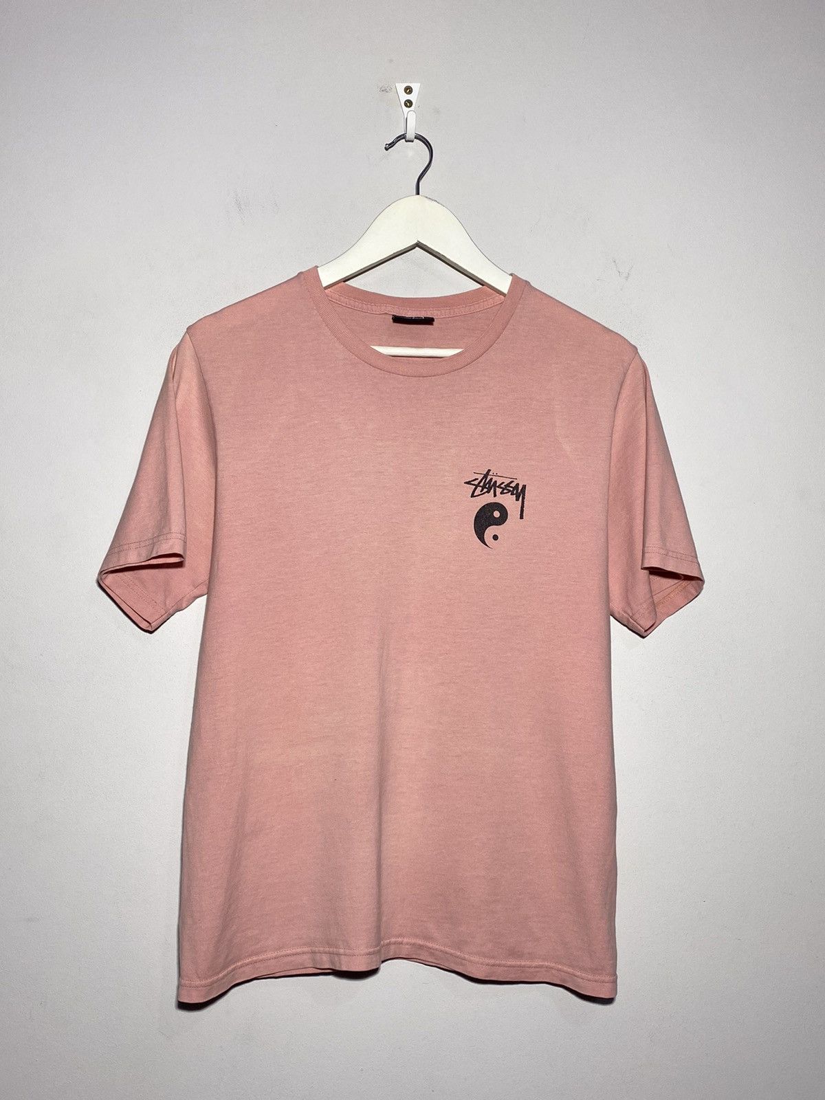 Stussy Stussy Yin Yang logo hype y2k streetwear style t-shirt Size US S / EU 44-46 / 1 - 2 Thumbnail