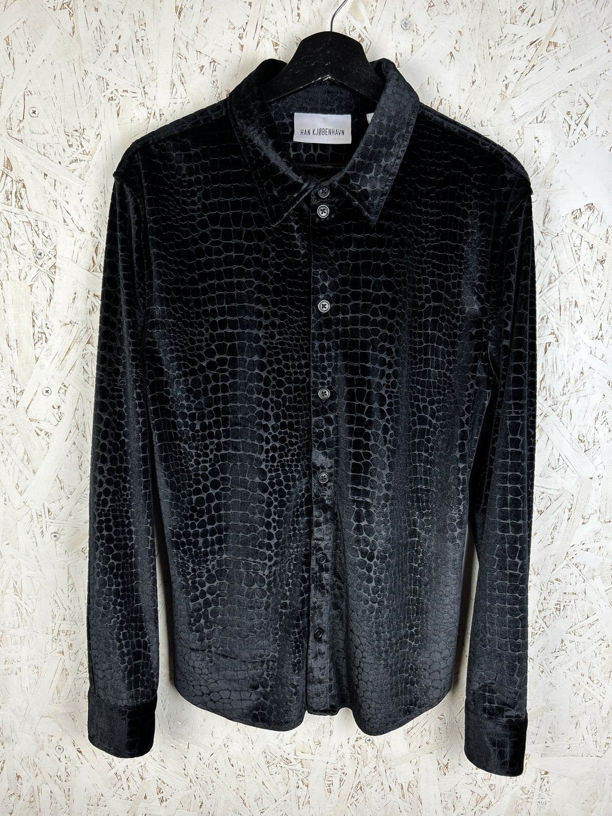 Han Kjobenhavn Crocodile-Effect Velvet Long Sleeve Shirt M